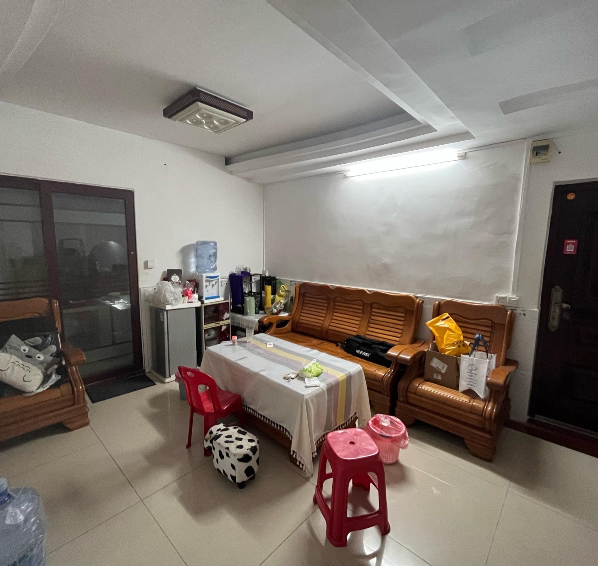 Shenzhen Longgang Long Term Seeking Flatmate