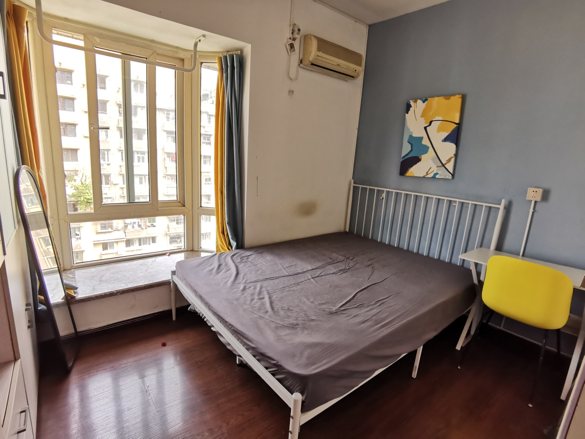 Chongqing Yuzhong Shared Apartment Sublet Long Short Term