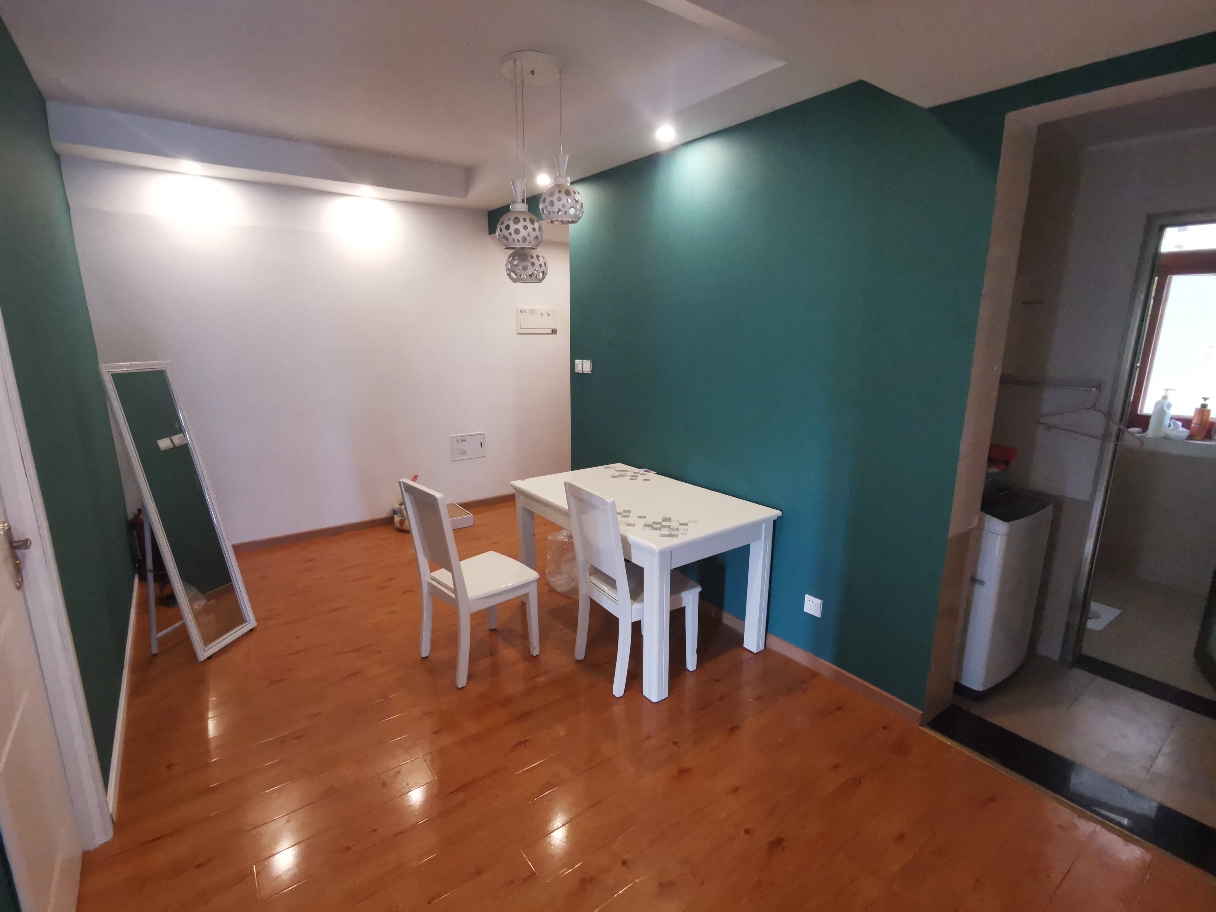 Chengdu Gaoxin Long Short Term Short Term Replacement Shared Apartment