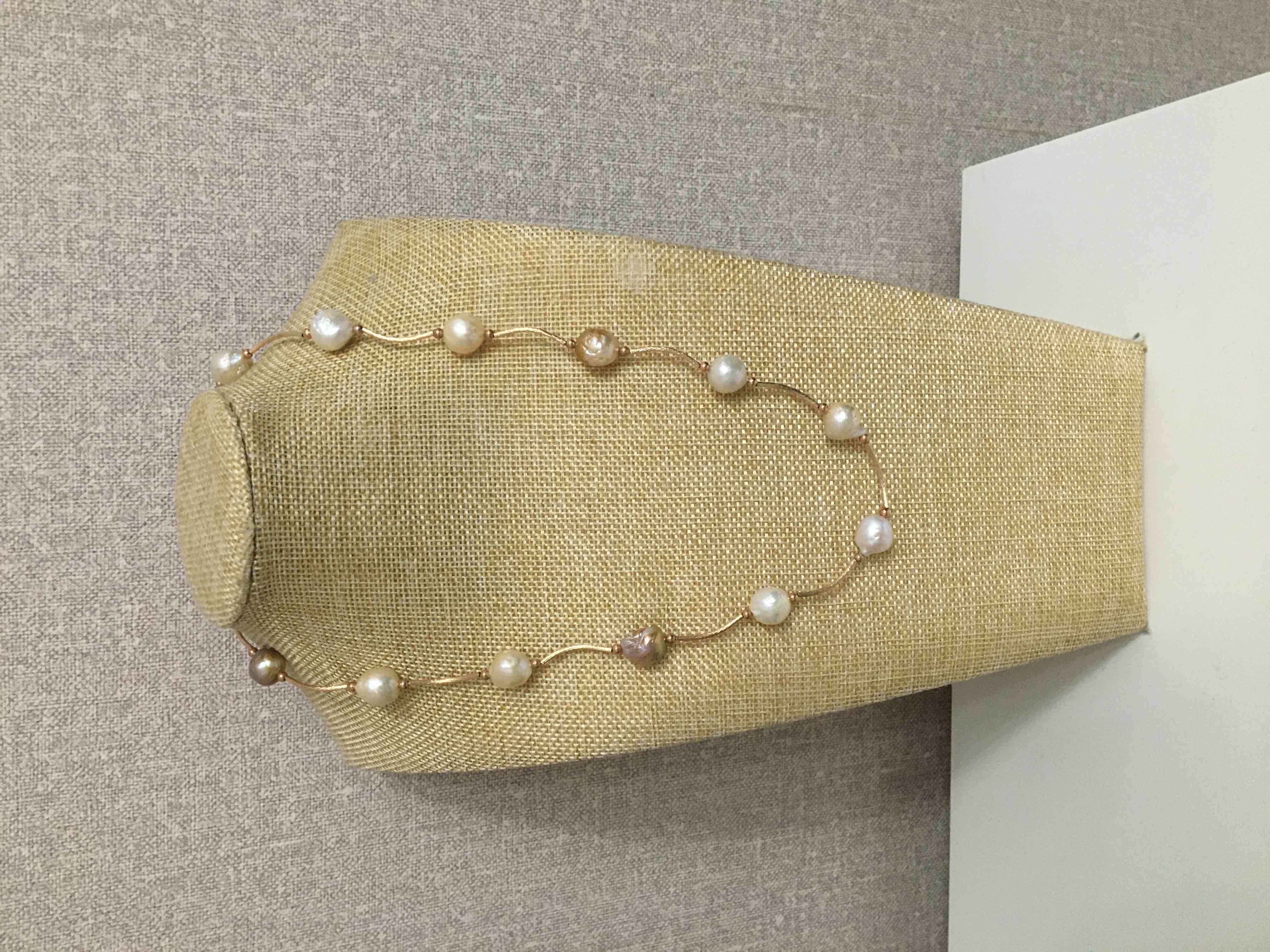 Pearl necklace珍珠项链