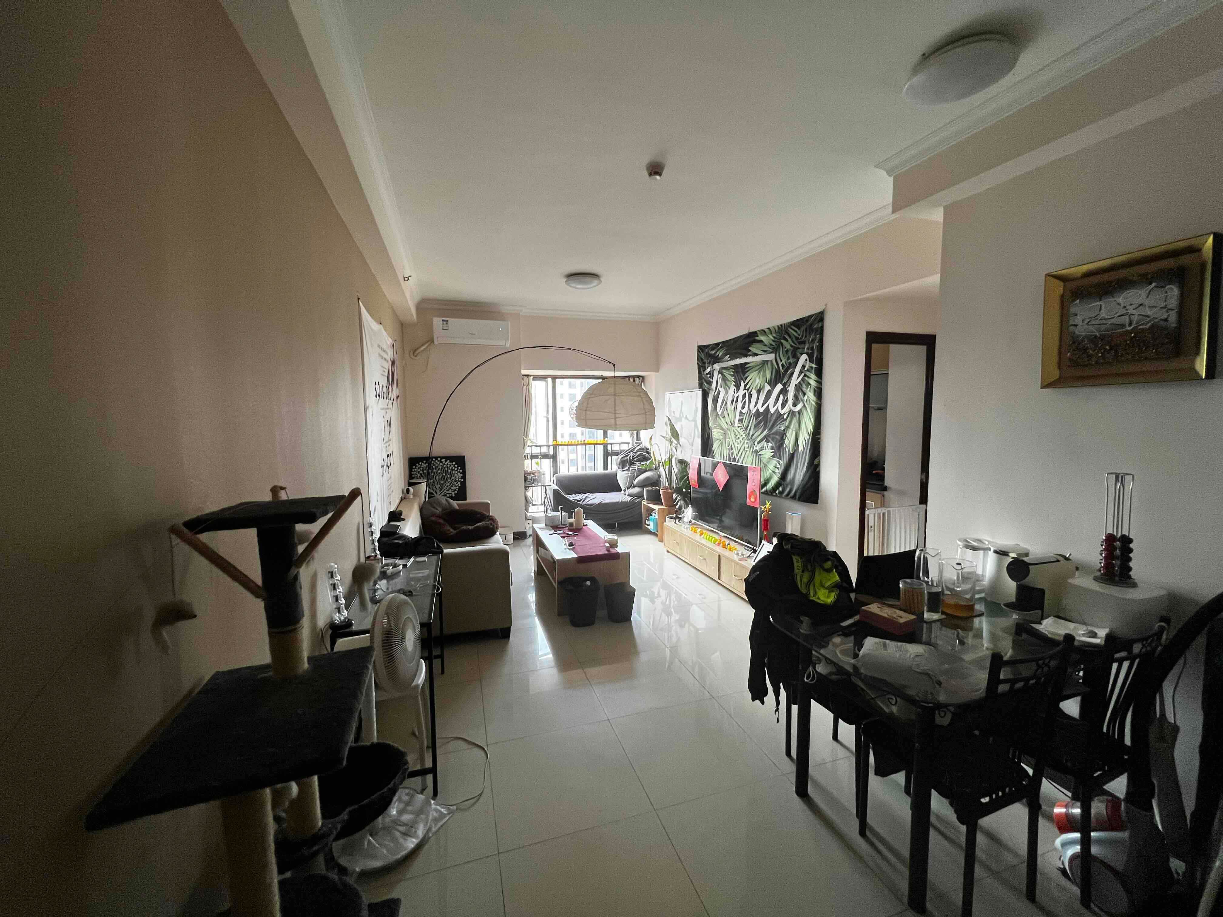 Guangzhou-Haizhu-Cozy Home,Clean&Comfy,No Gender Limit,Hustle & Bustle,“Friends”,Chilled