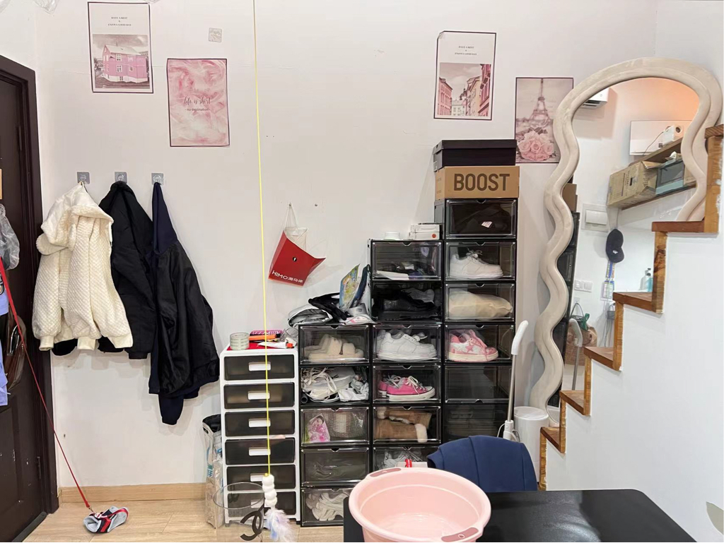 ShanghaiJing‘AnSingle ApartmentLong & Short TermPet Friendly