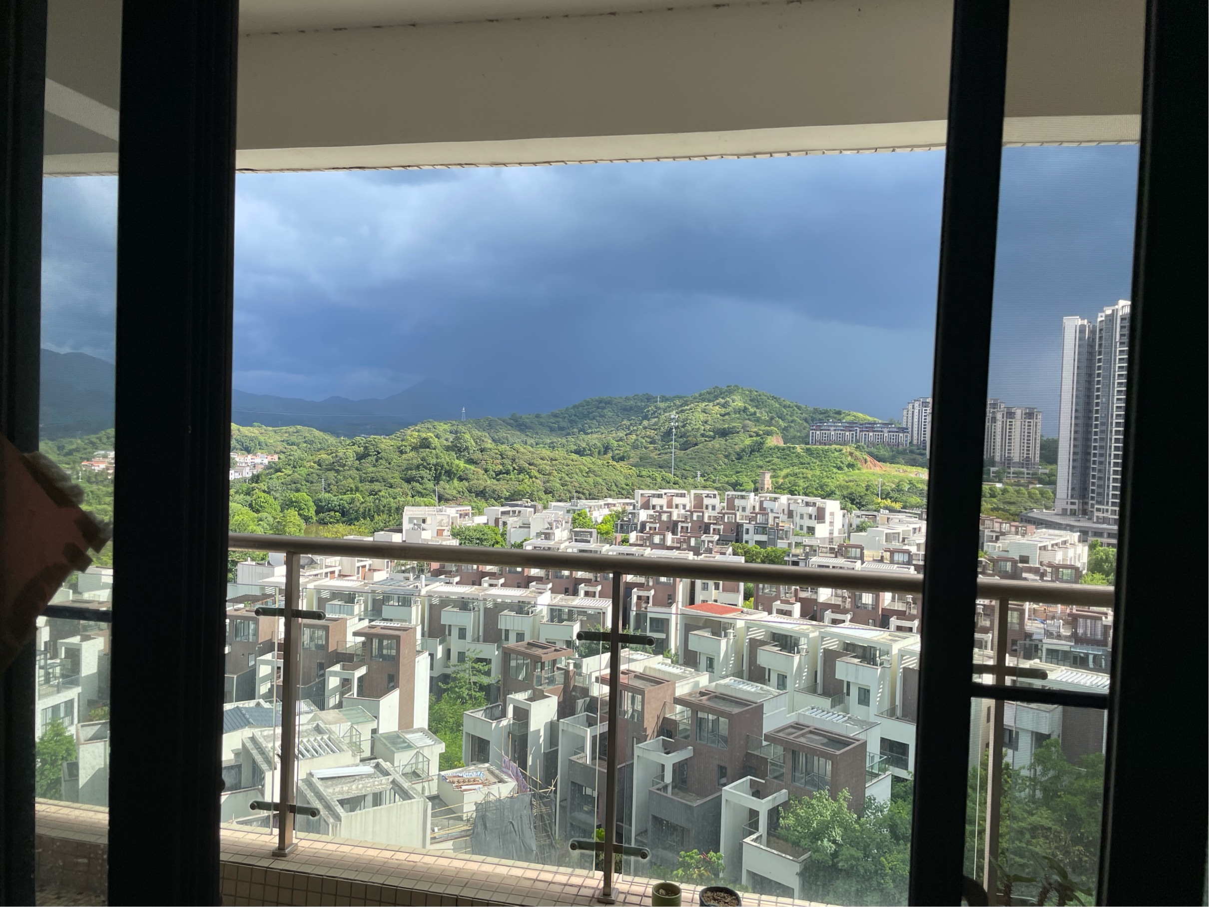 Conghua 江埔街御湖城