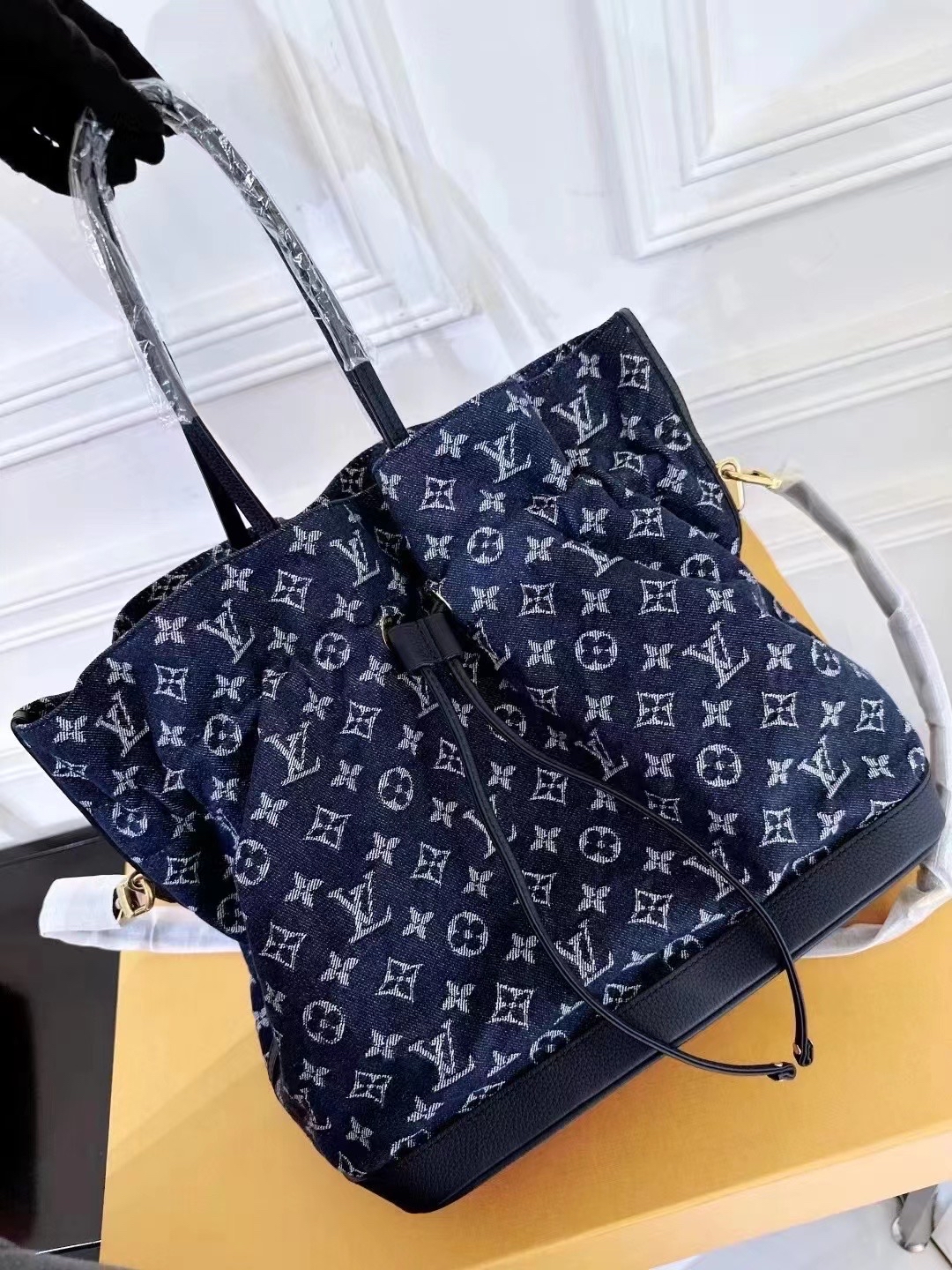 Lv vintage bag lv牛仔Vintage单肩包 _0