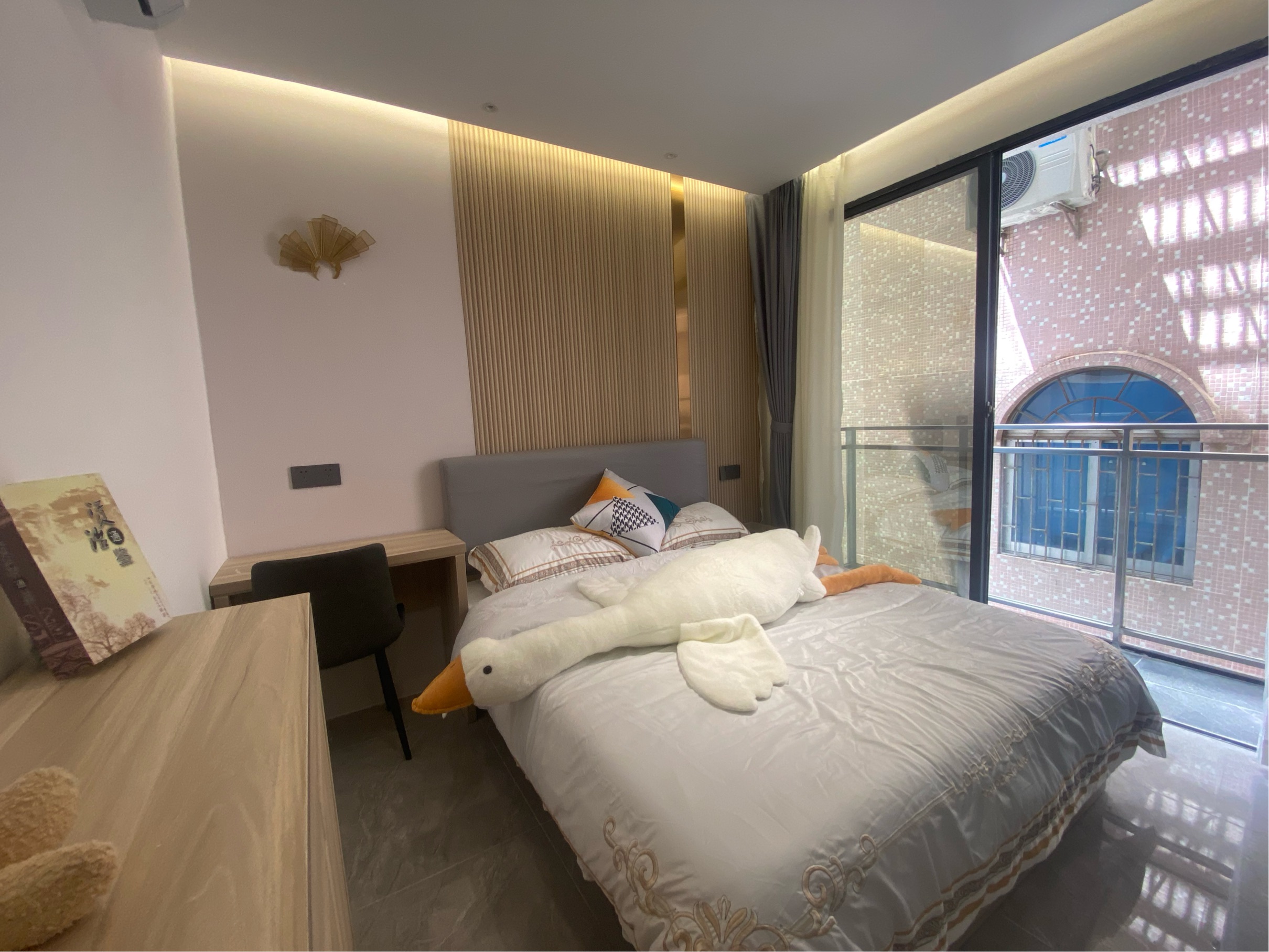 ShenzhenBaoAnLong & Short Term