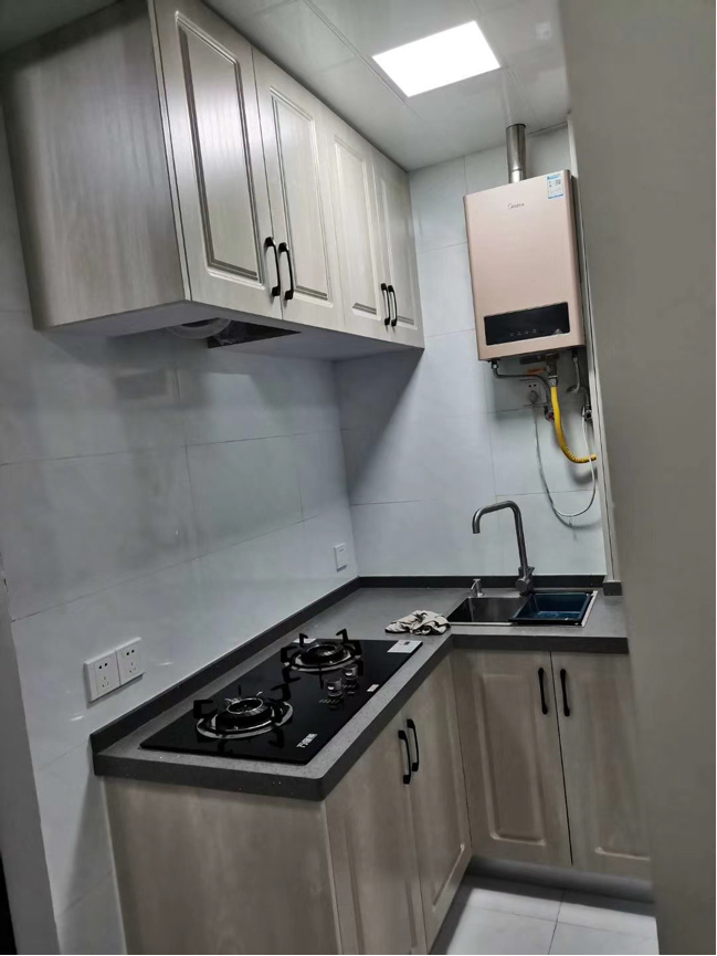 静安 昌平路923号长春小区