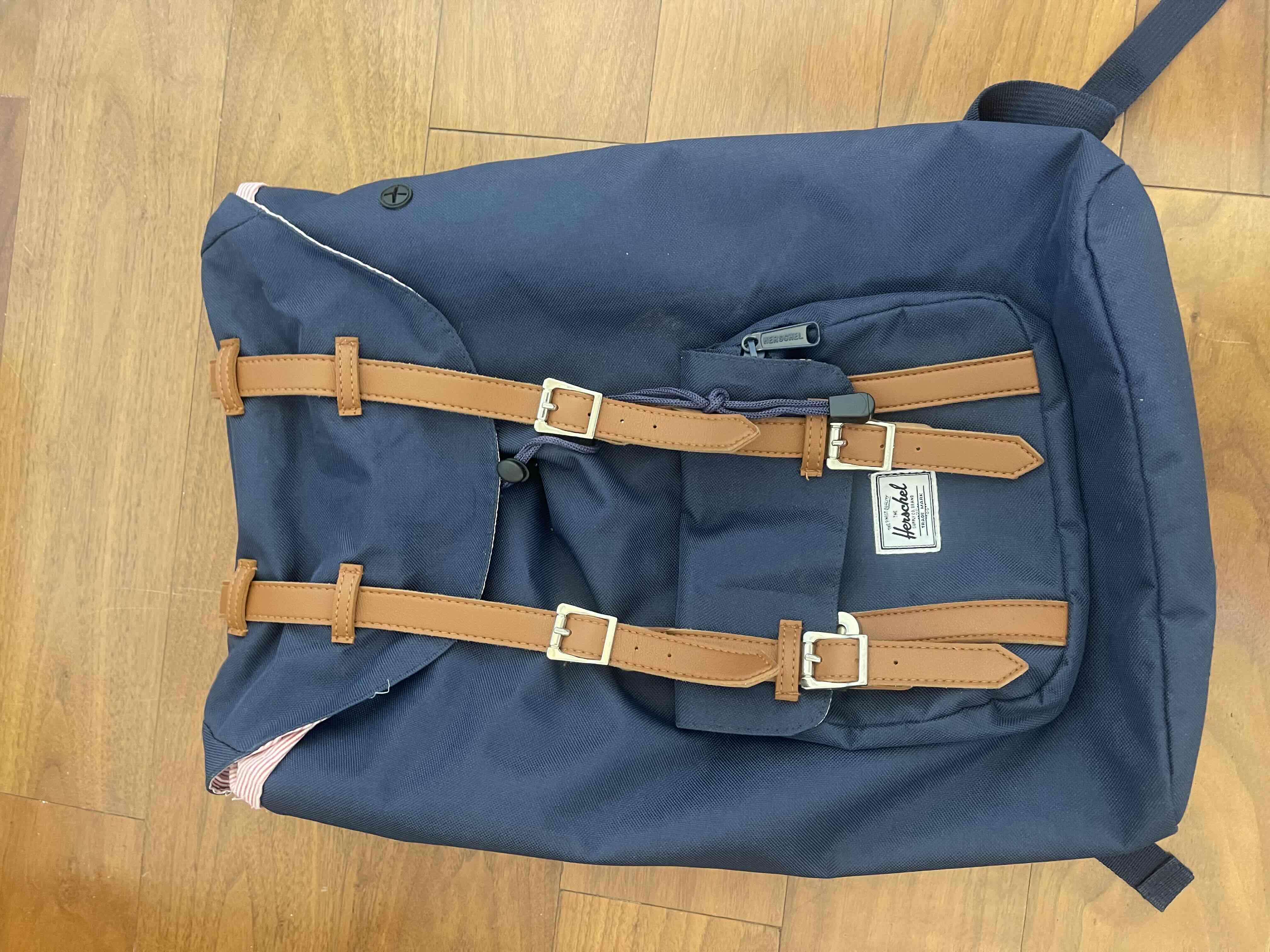 Herschel backpack 