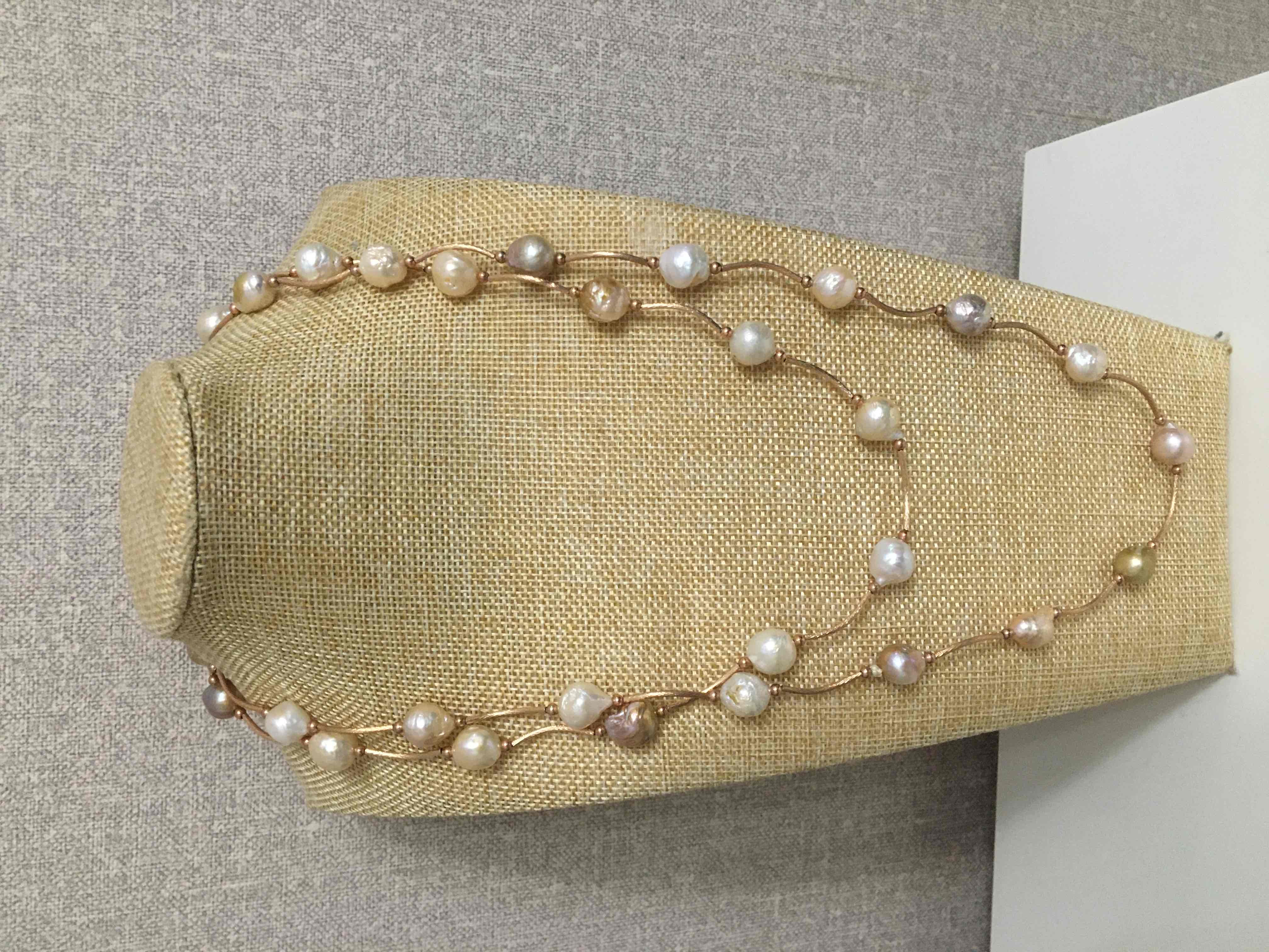 Pearl necklace 珍珠项链