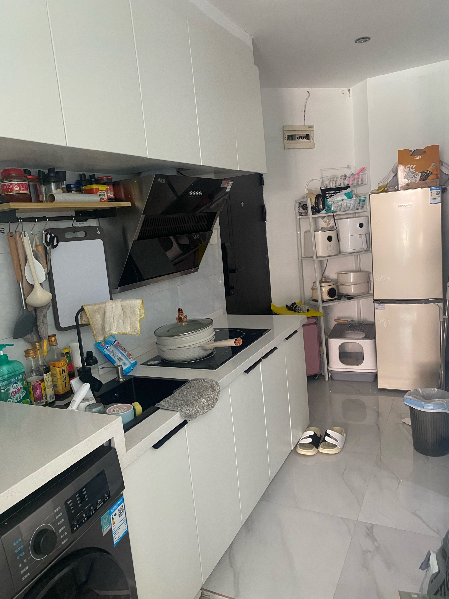 Shanghai-Xuhui-Cozy Home,Clean&Comfy,No Gender Limit,Hustle & Bustle
