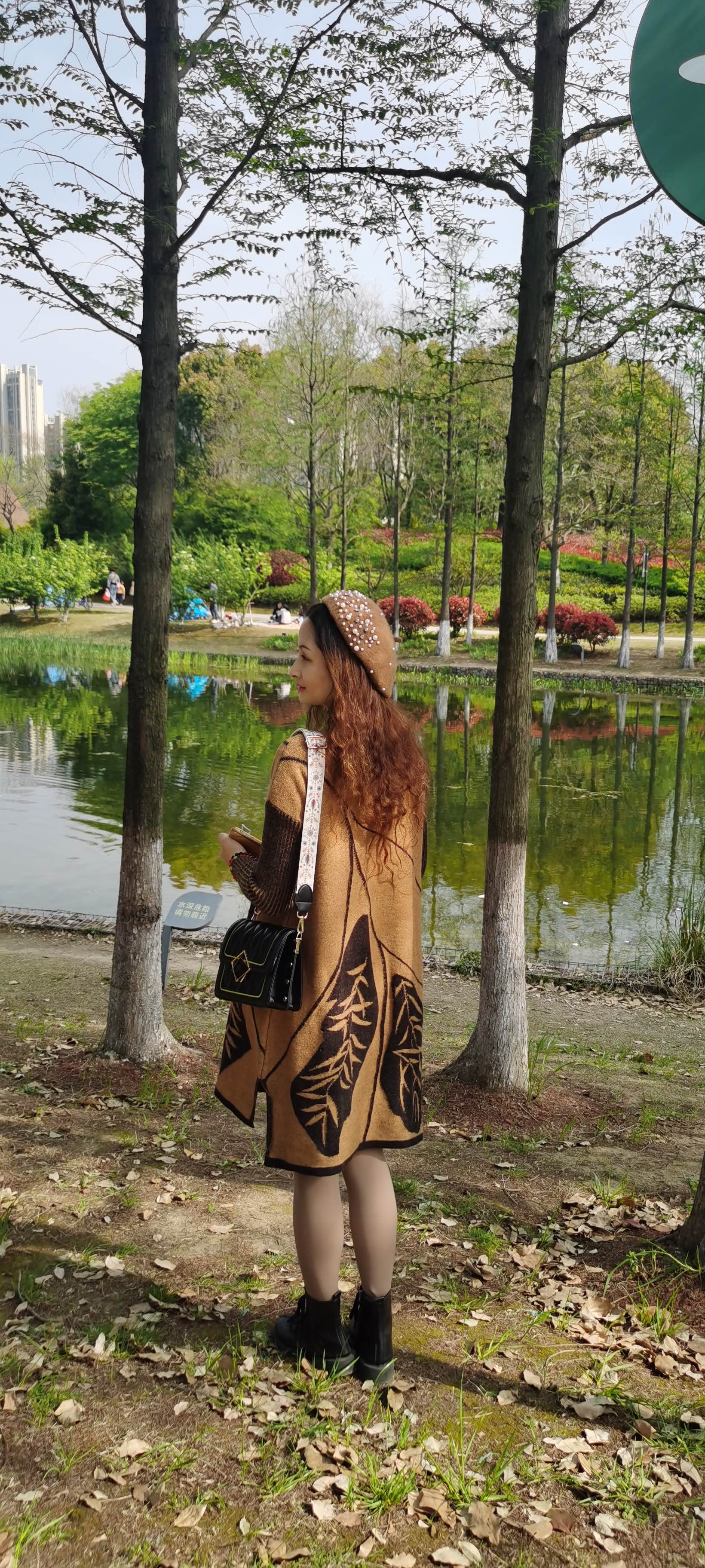 小鱼依水