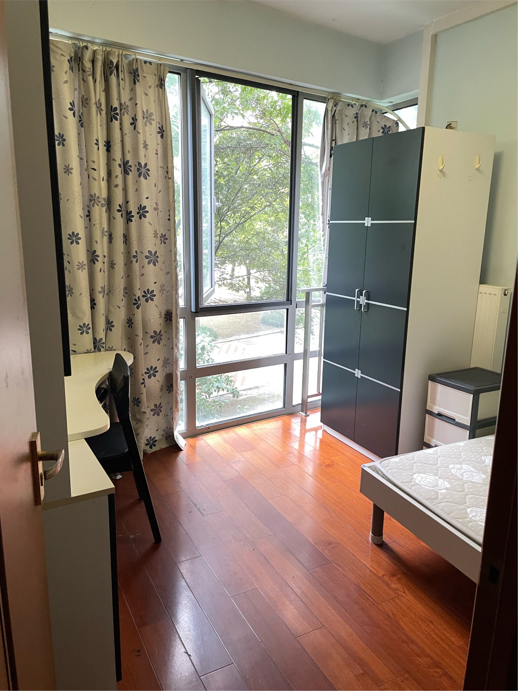 Shanghai-Pudong-Cozy Home,Clean&Comfy,No Gender Limit,Hustle & Bustle,“Friends”,Chilled,LGBTQ Friendly,Pet Friendly