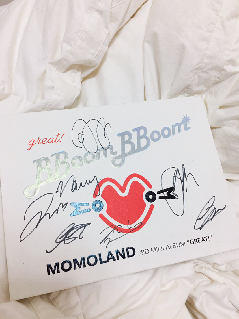 MOMOLAND 3rd Mini Album Book_0