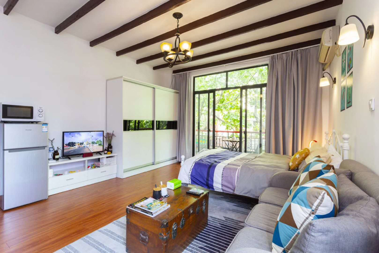 ShanghaiJing‘AnLong termSingle Apartment