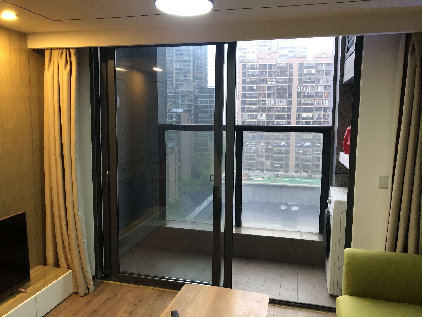 Hangzhou-Binjiang-Cozy Home,Clean&Comfy,No Gender Limit,Hustle & Bustle,Chilled,Pet Friendly