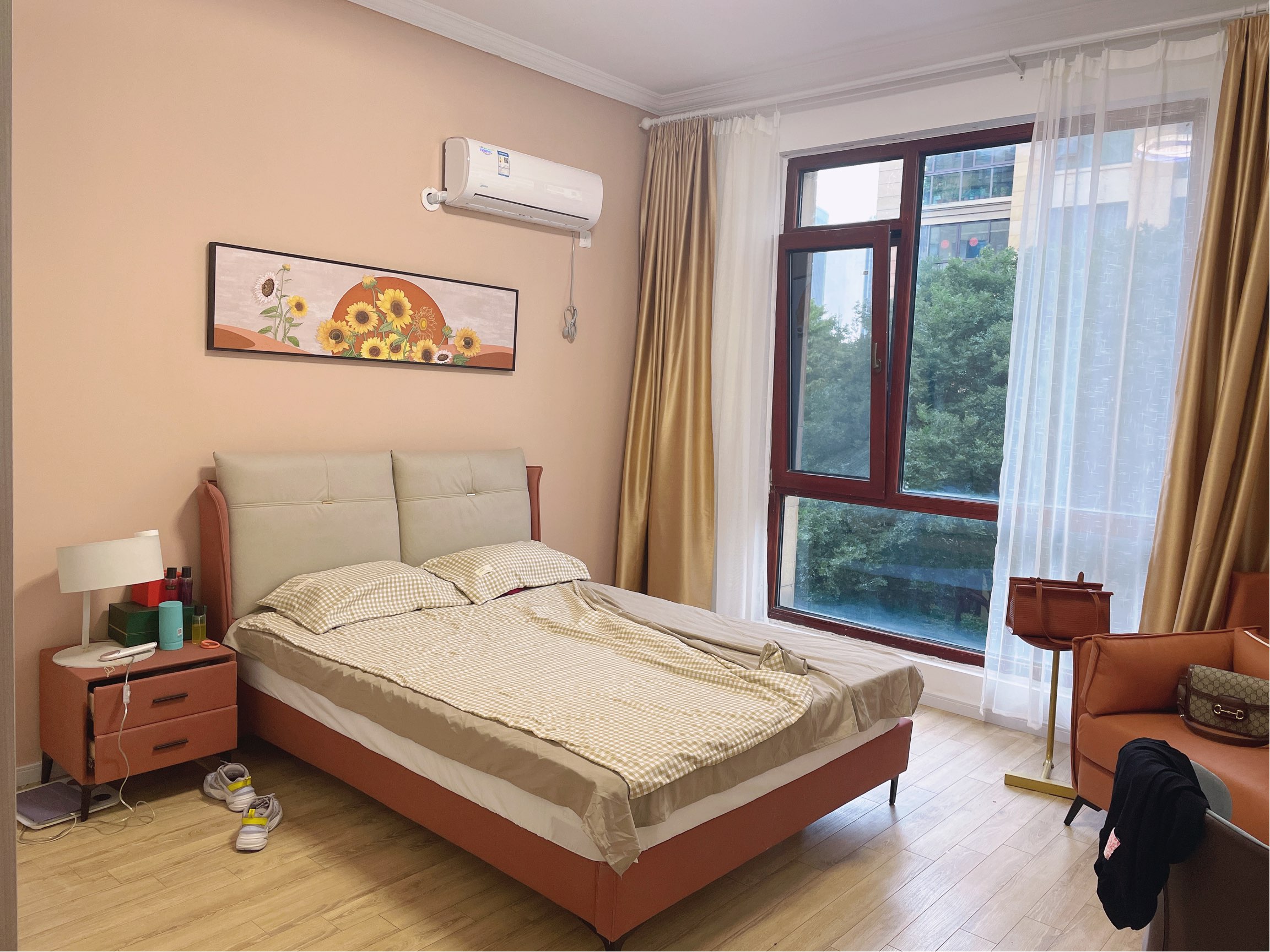 跟同样单身的朋友一起探讨生活，工作，学习，电影很棒_0