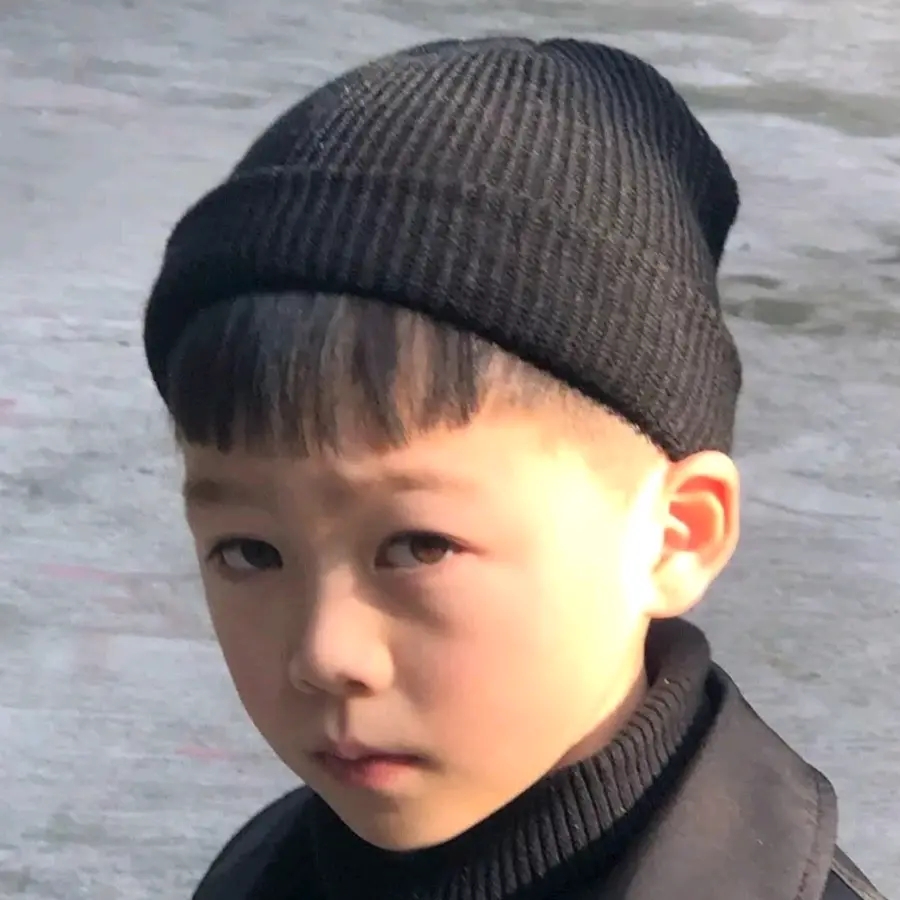 邓港文