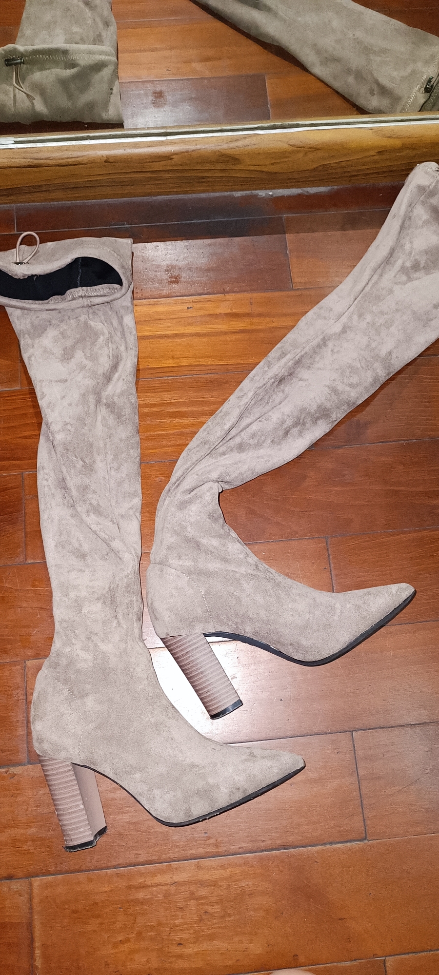High Knee Boots 