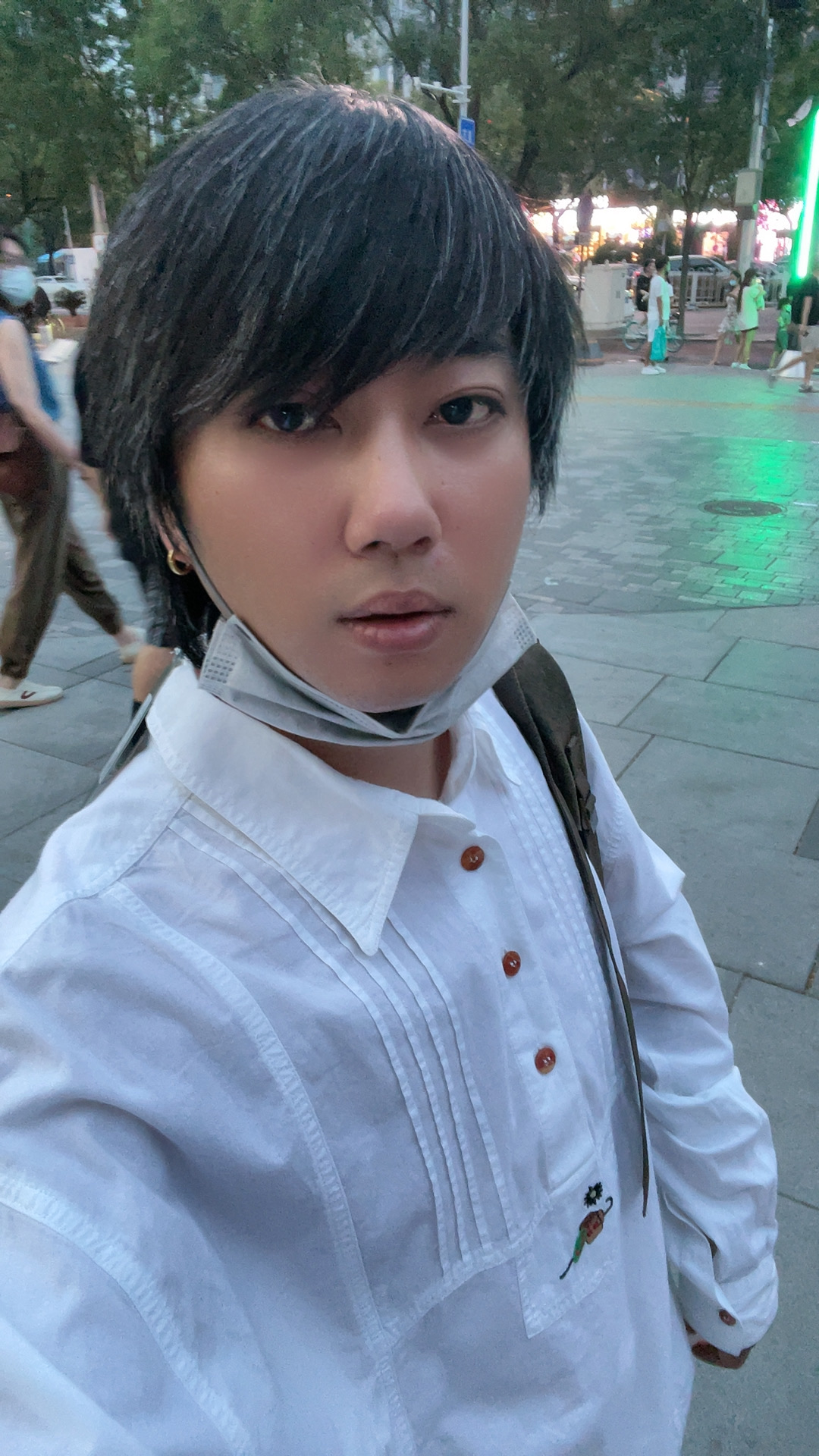 一个人走