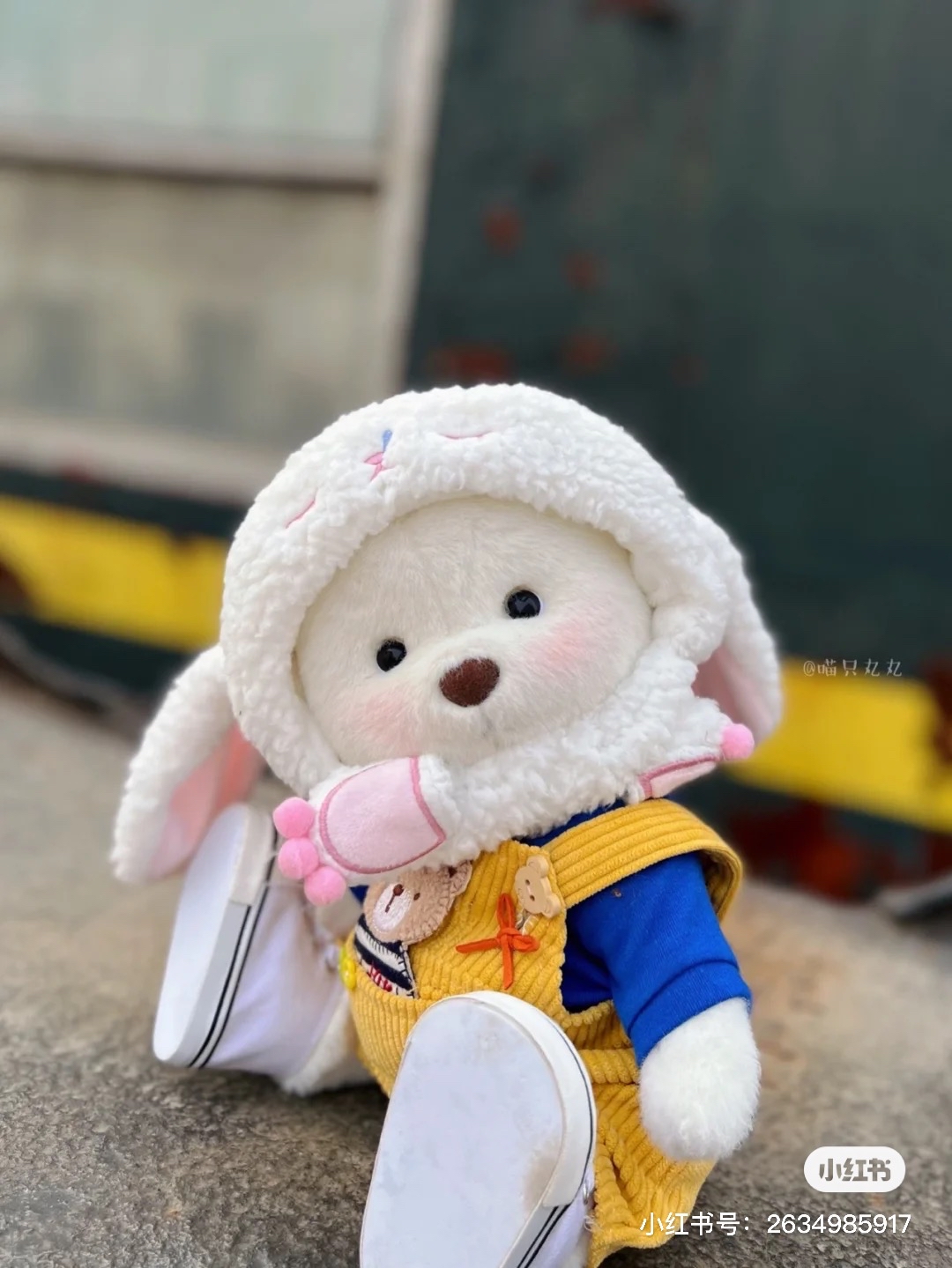 小西