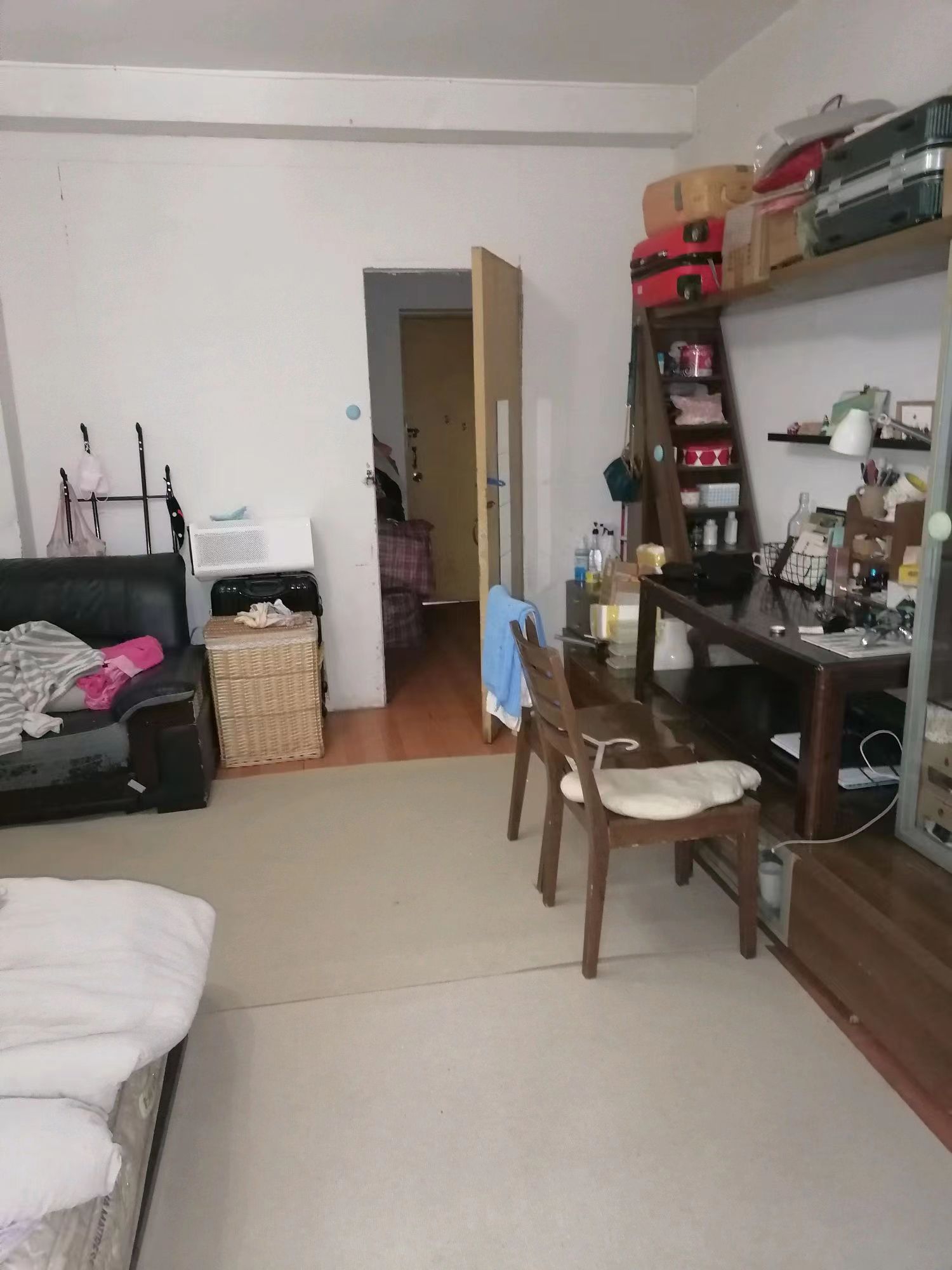 Chengdu-Chenghua-房东直租,无押金,成华奥园,Pet Friendly,LGBTQ Friendly,Cozy Home,Clean&Comfy,No Gender Limit,Hustle & Bustle,“Friends”,Chilled