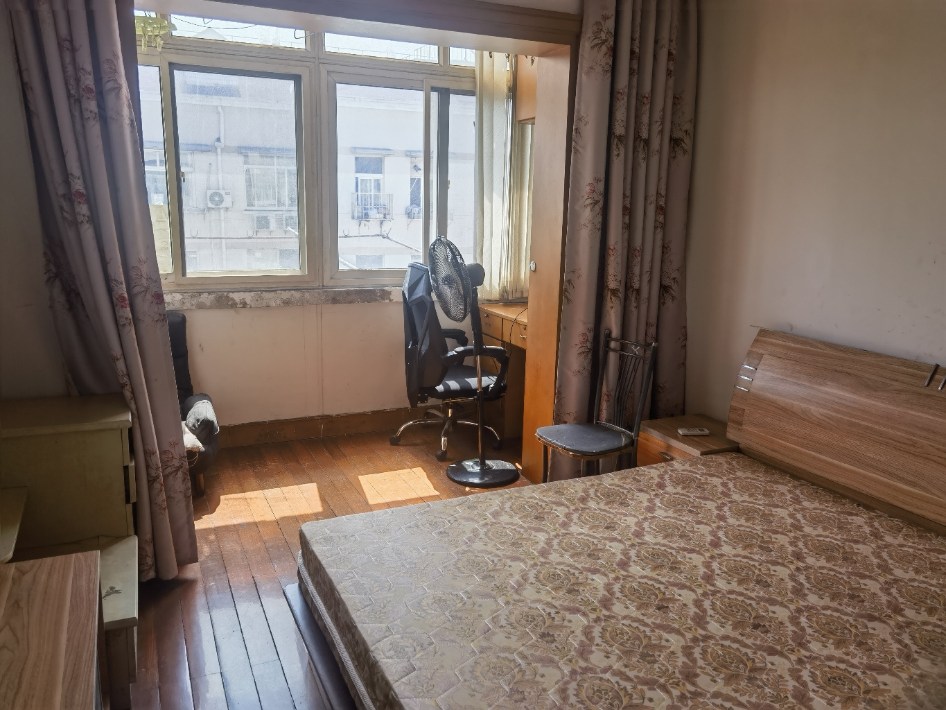 Shanghai-Hongkou-Cozy Home,Clean&Comfy,No Gender Limit,Hustle & Bustle,“Friends”,Chilled,Pet Friendly