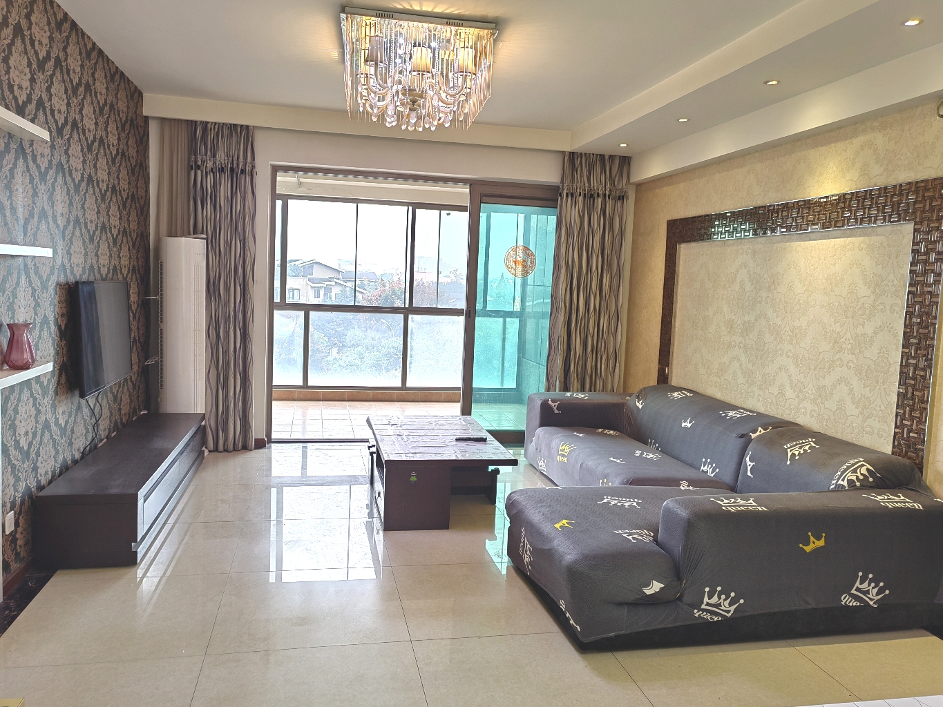 Jinniu 迎宾大道165号