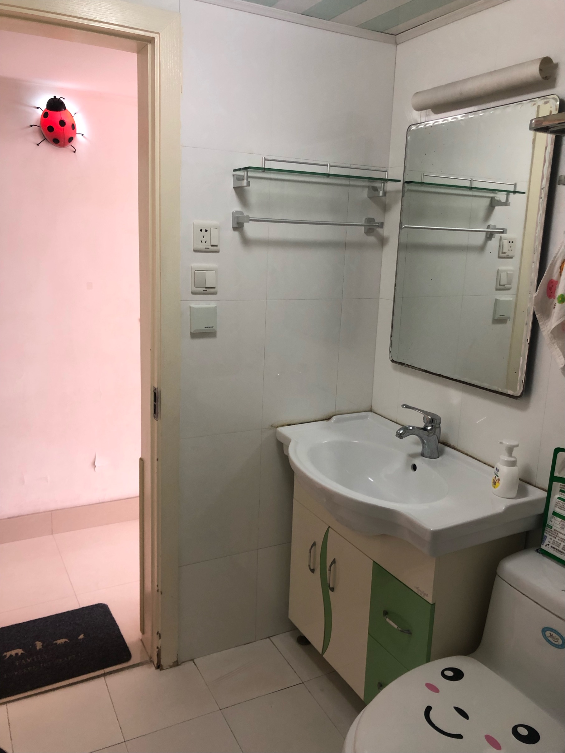 Shanghai-Xuhui-Cozy Home,Clean&Comfy,No Gender Limit,Chilled,Pet Friendly