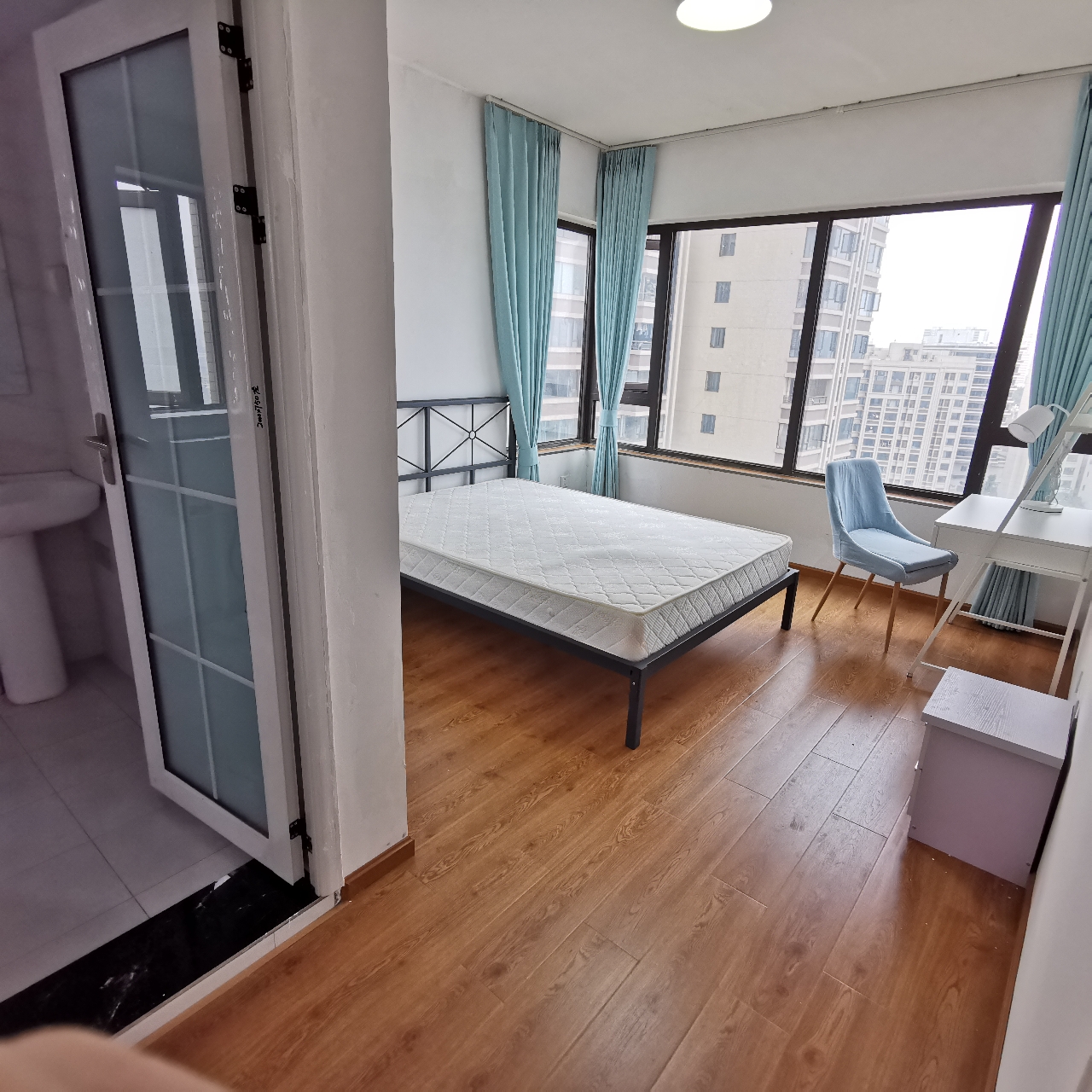 Chengdu-Tianfu-Sublet,Long Term,Replacement