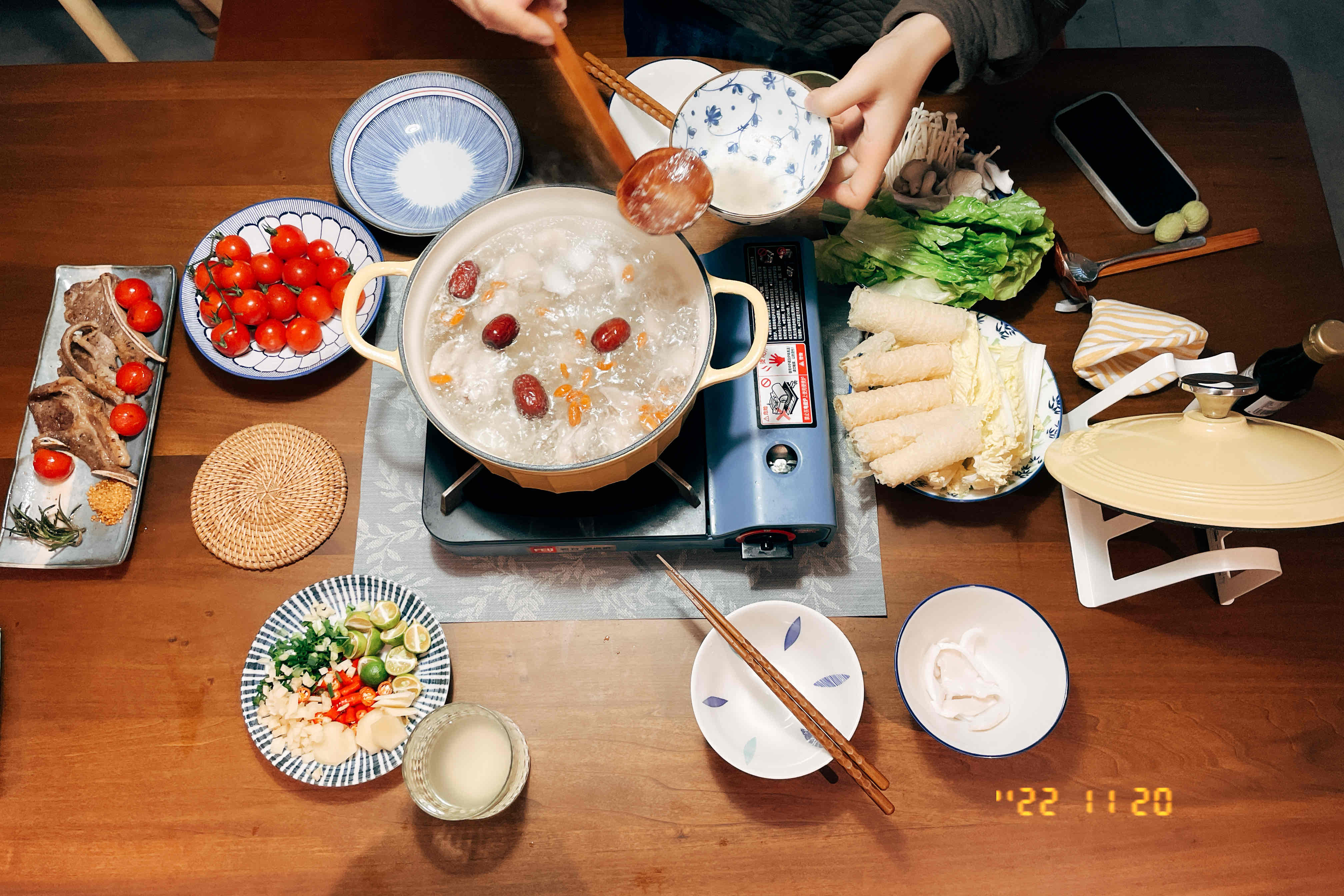 冬天火锅更配_1