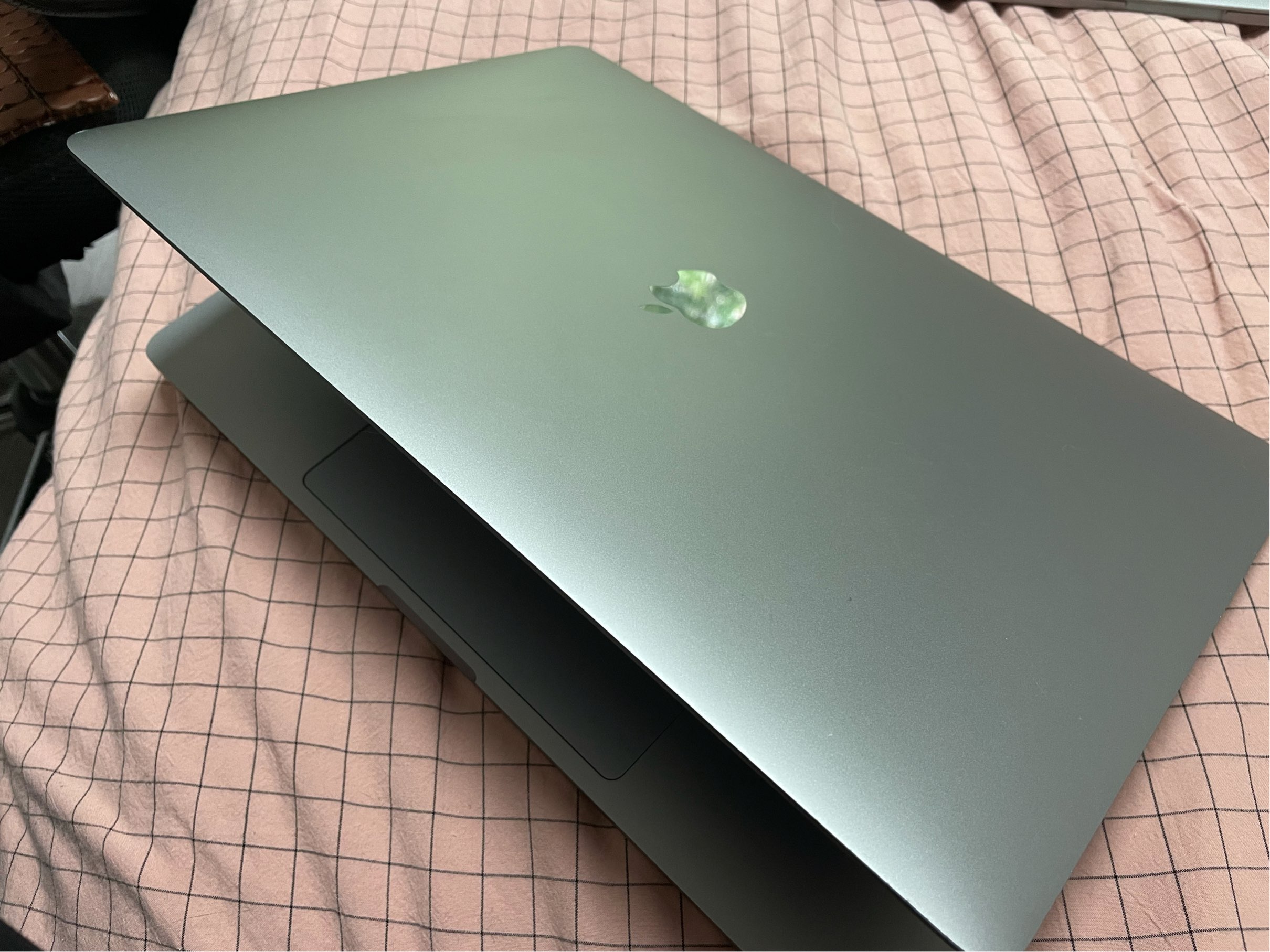 【Macbook  pro 16 】几乎全新