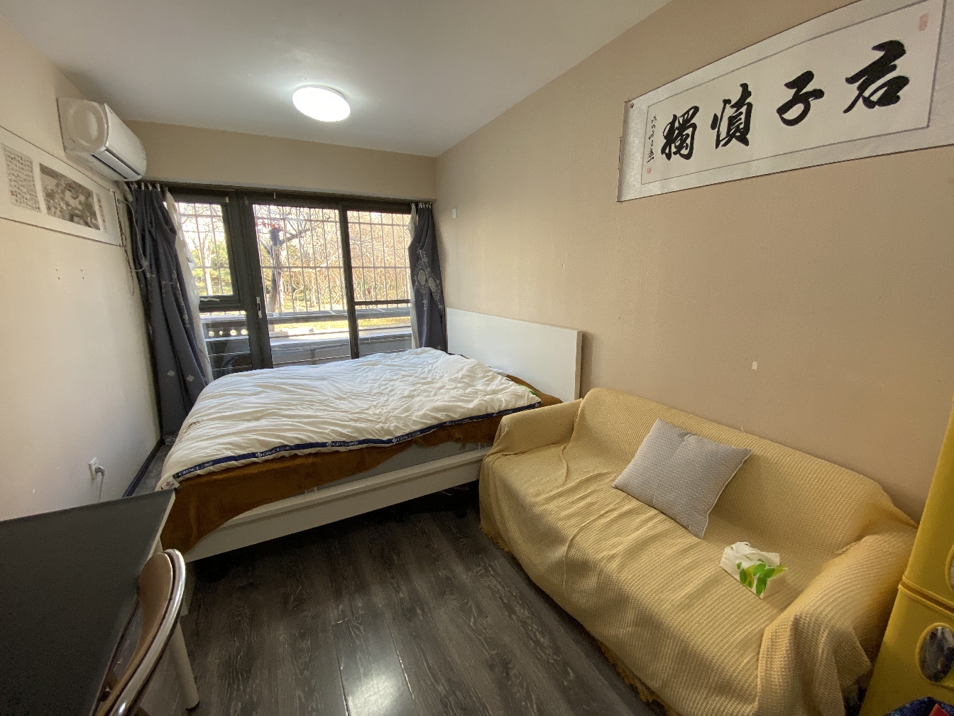 Beijing-Dongcheng-👯‍♀️,master bedroom,Long & Short Term,Short Term,Seeking Flatmate,Sublet,Replacement,Shared Apartment,LGBTQ Friendly,Pet Friendly