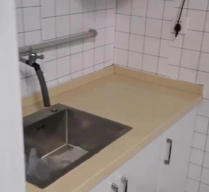 Long Term-Sublet-Shared Apartment