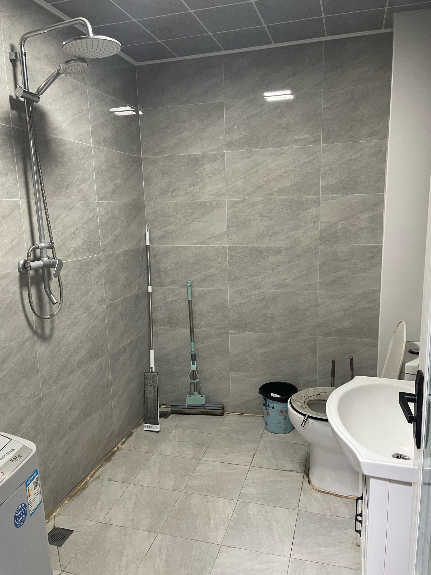 Zhengdong New Area 郑东新区商都路街道榆林社区12号院