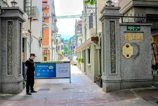 Cozy Home-Clean&Comfy-No Gender Limit-Hustle & Bustle-Pet Friendly