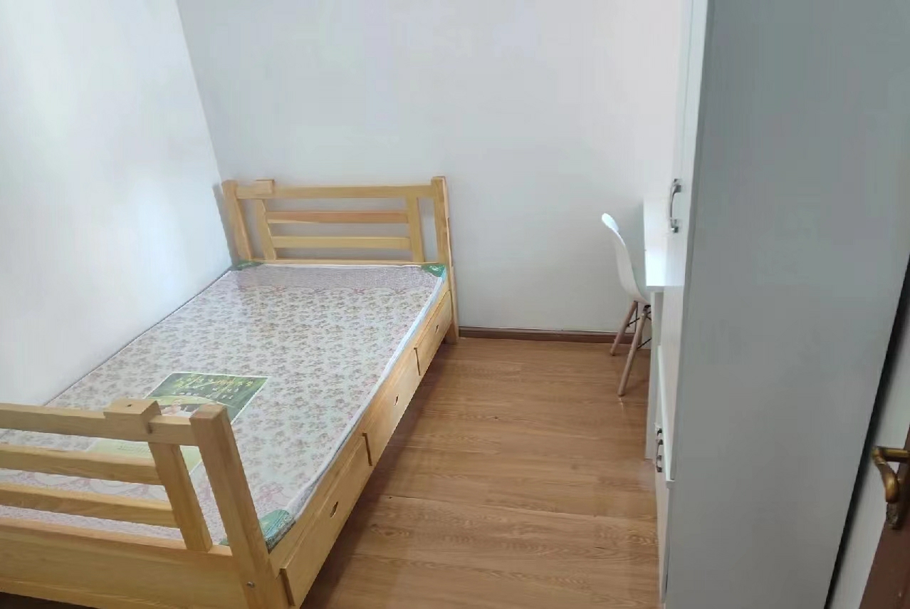 Kunming-Wuhua-Shared Apartment,Seeking Flatmate,Long & Short Term