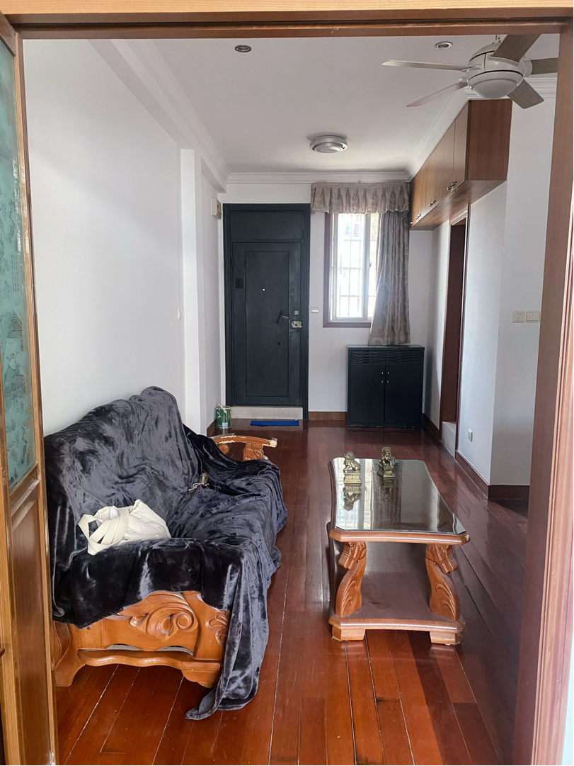 Shanghai jing an long term single apartment