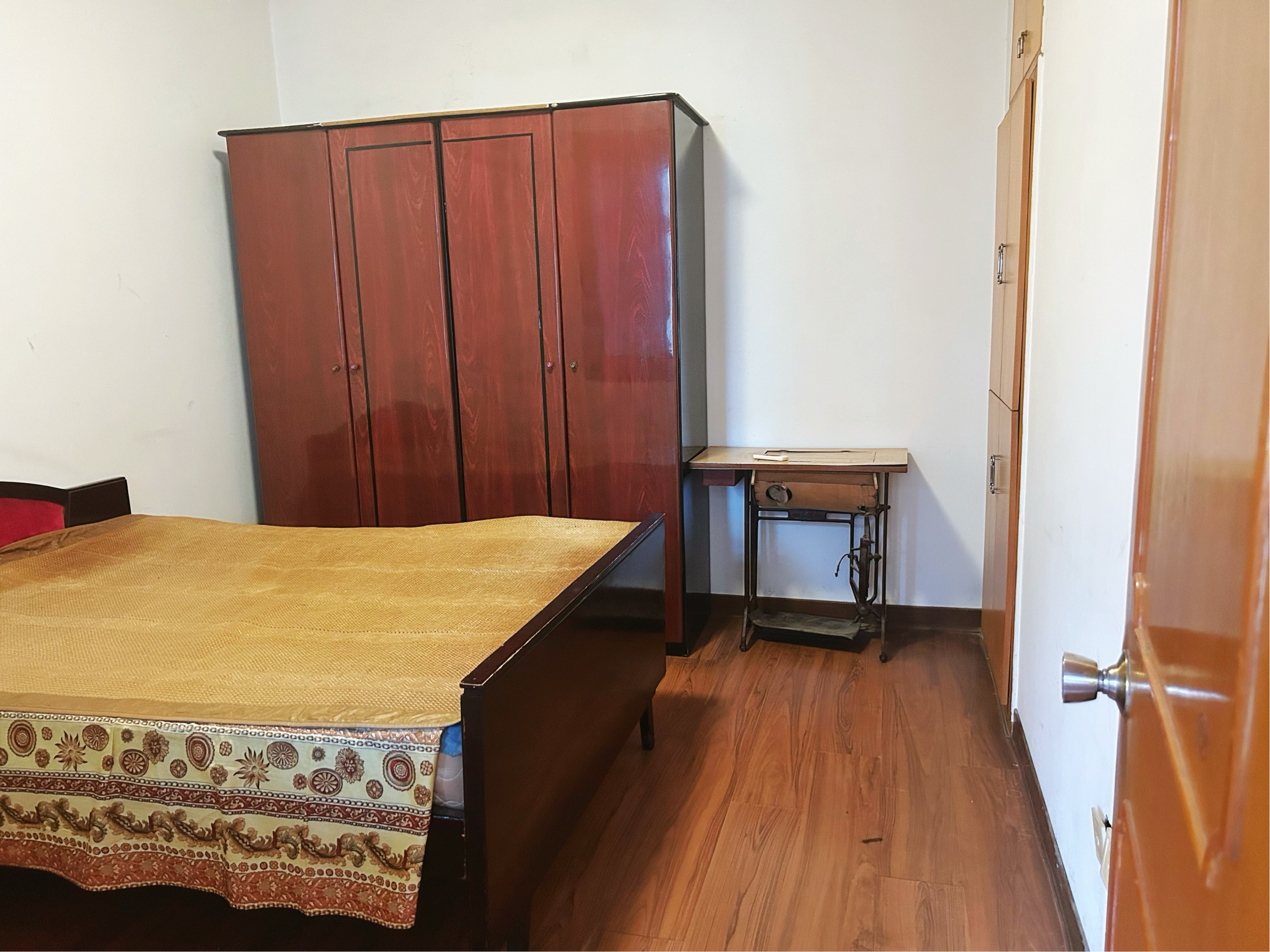 Changsha-Kaifu-两室一厅一人一室,二马路老李记炸炸炸,合租女室友,开福万达,1号线6号线文昌阁地铁