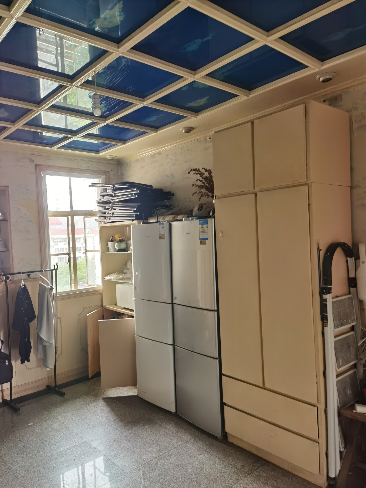  完美室友  世界之大 明亮的客厅，