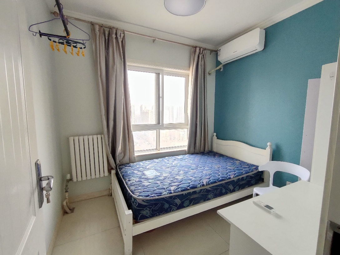 Xi'AnYantaShared ApartmentSeeking FlatmateLong TermLong & Short Term