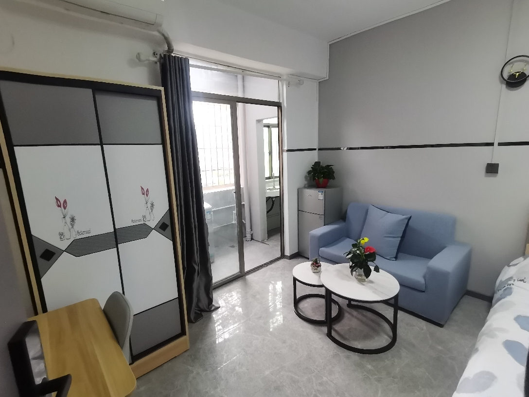 ShenzhenLonghuaSingle ApartmentLong Term