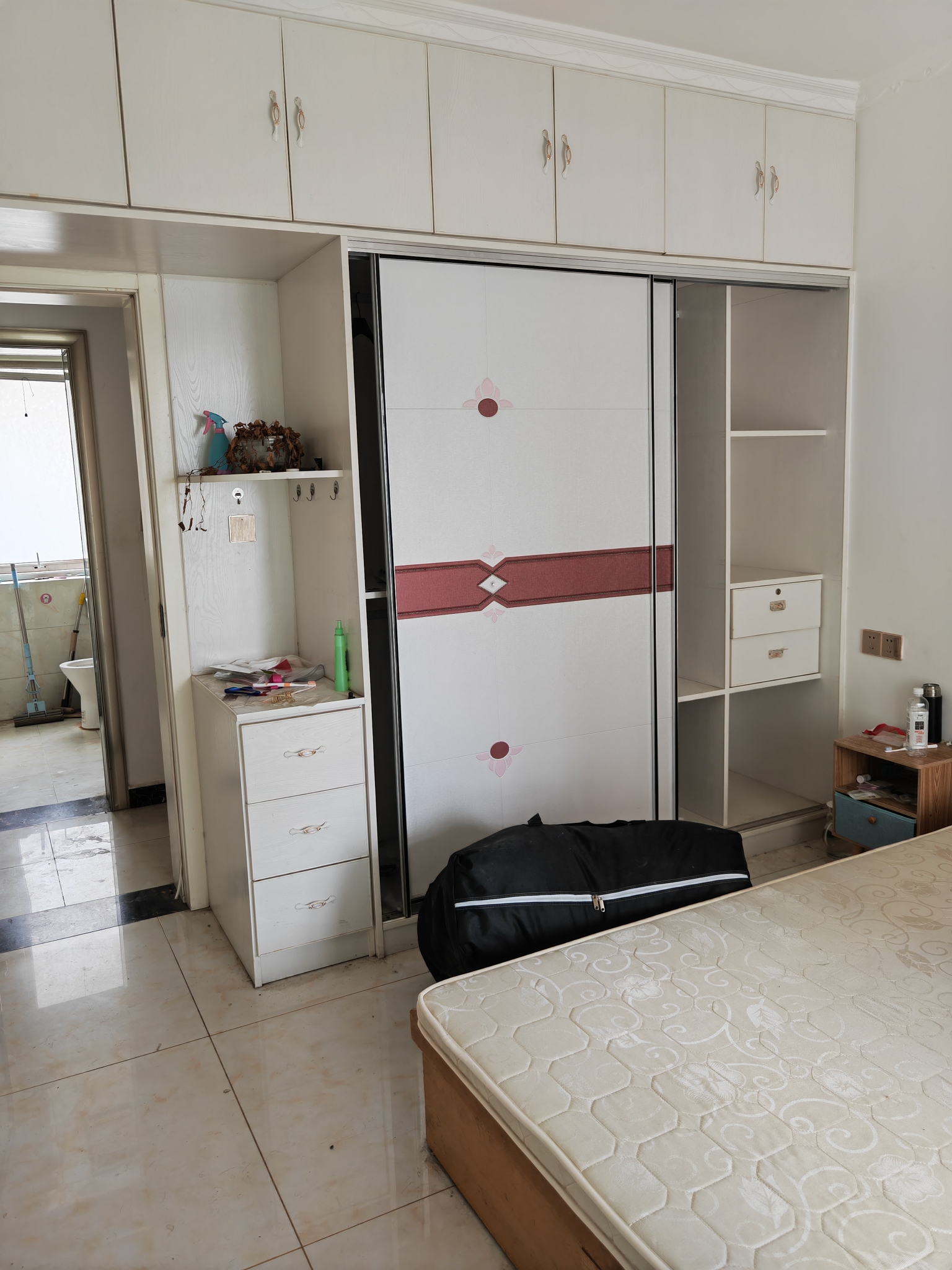 高新区 梧桐街道盛世港湾