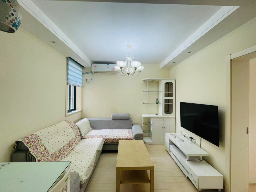 Nanjing-Jianye-Cozy Home,Clean&Comfy,No Gender Limit,Hustle & Bustle,“Friends”,Chilled,LGBTQ Friendly