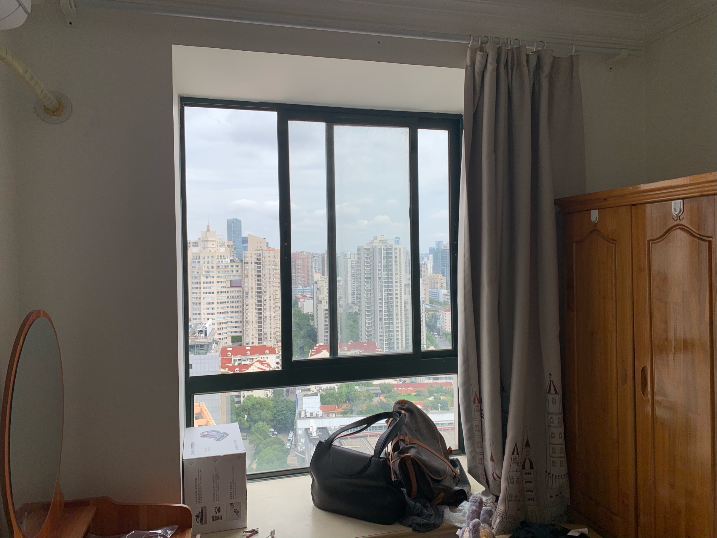 上海-靜安-💖押一付一,🐶宠物友好,💖入住赠送千元大礼,💖应届生押金减半,💖民用水电,💖直租，无中介费,💖电梯整租一居室,💖可短期，可长期