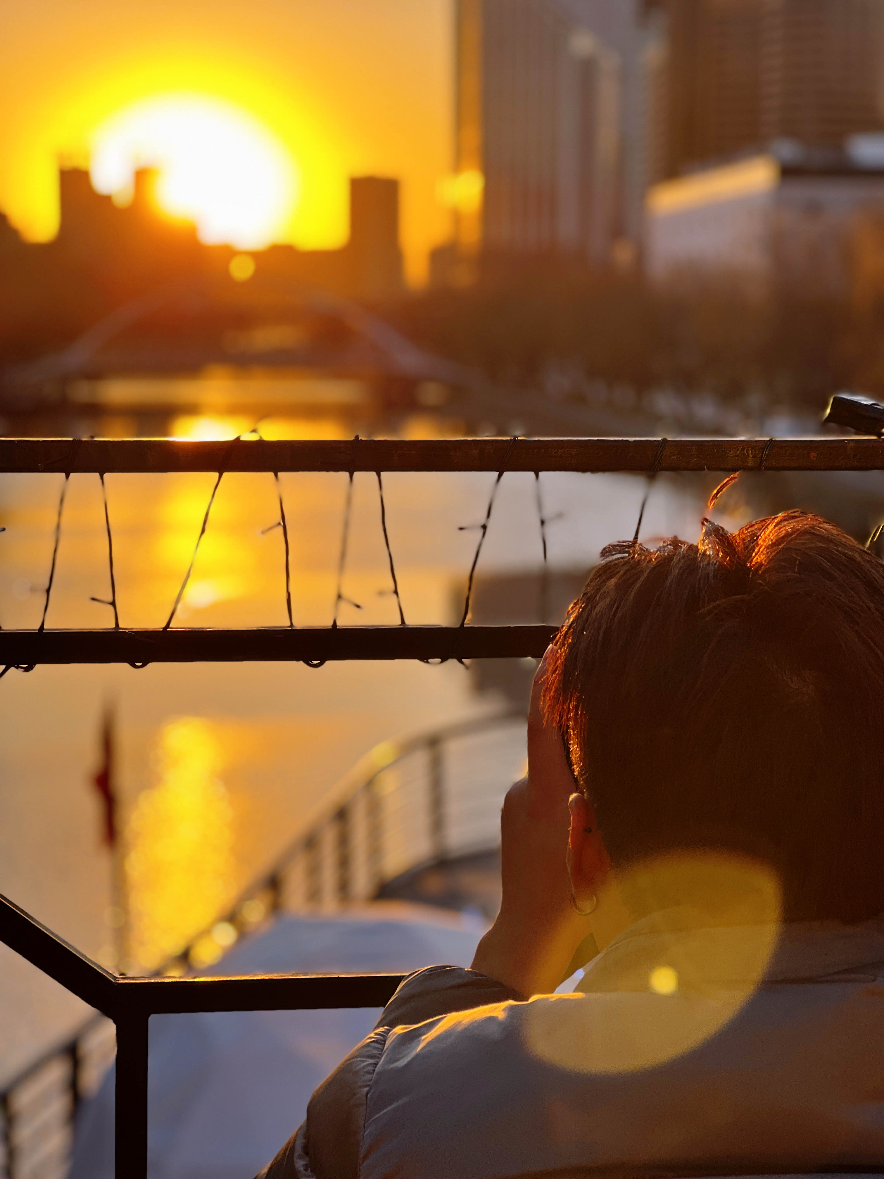 Riverside Coffee 亮马河畔看夕阳
