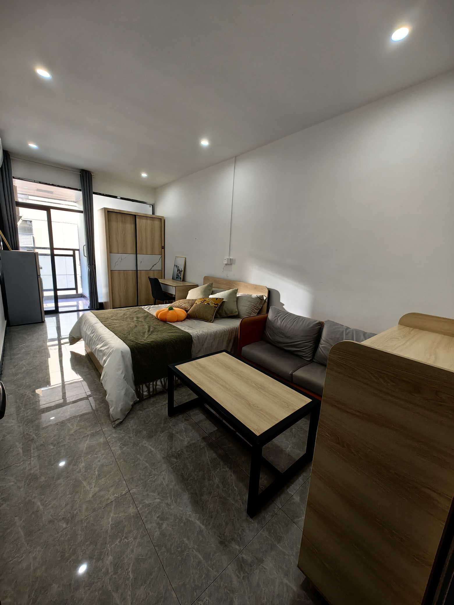 ShenzhenBaoAnSingle Apartment