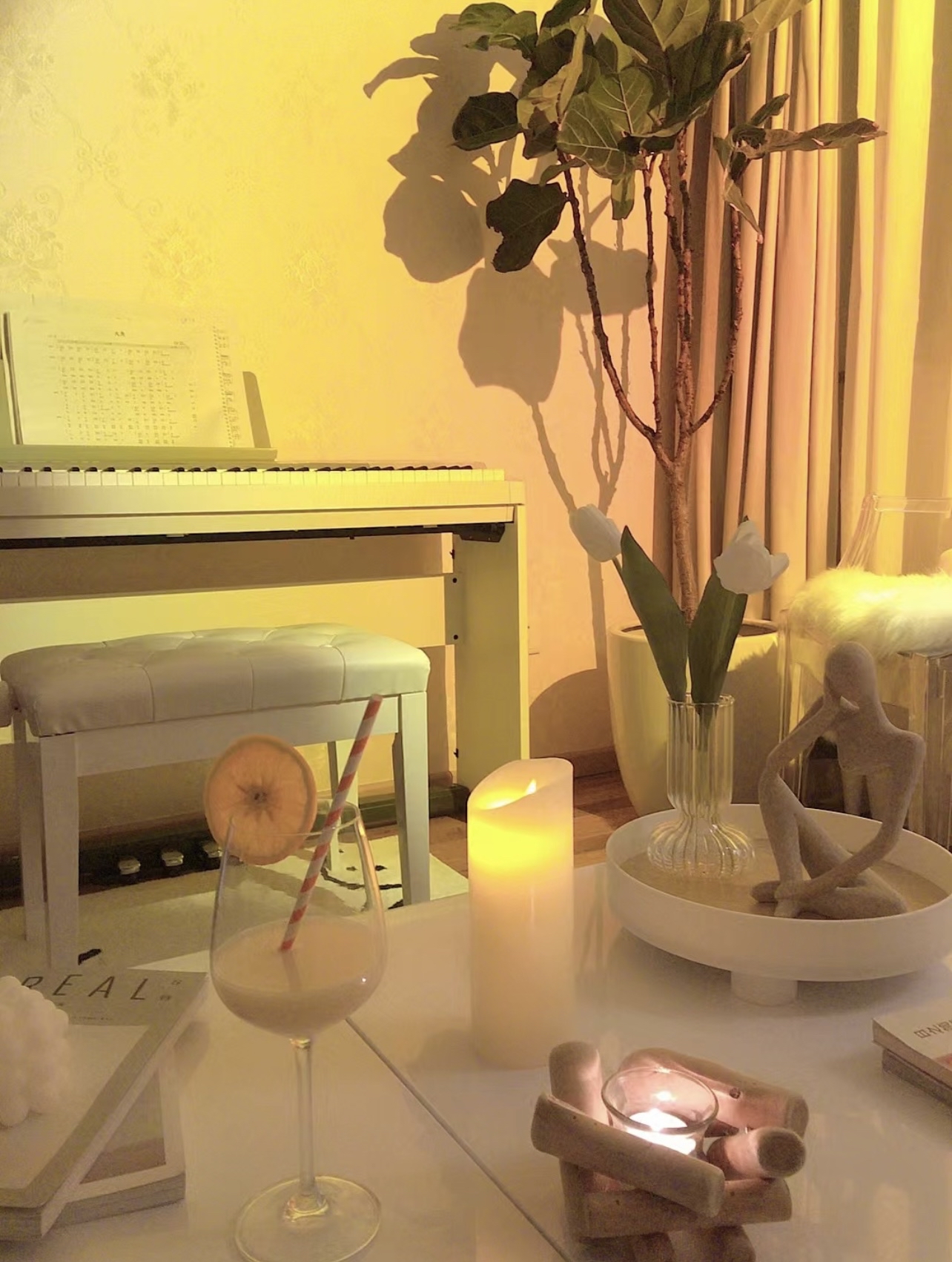 养乐多配金酒～ 🍮🍨 文艺范 _1