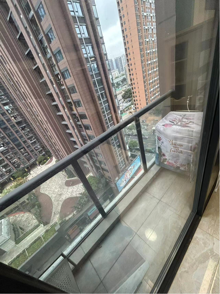 Shenzhen-Longhua-Cozy Home,Clean&Comfy,No Gender Limit,Hustle & Bustle,“Friends”,LGBTQ Friendly