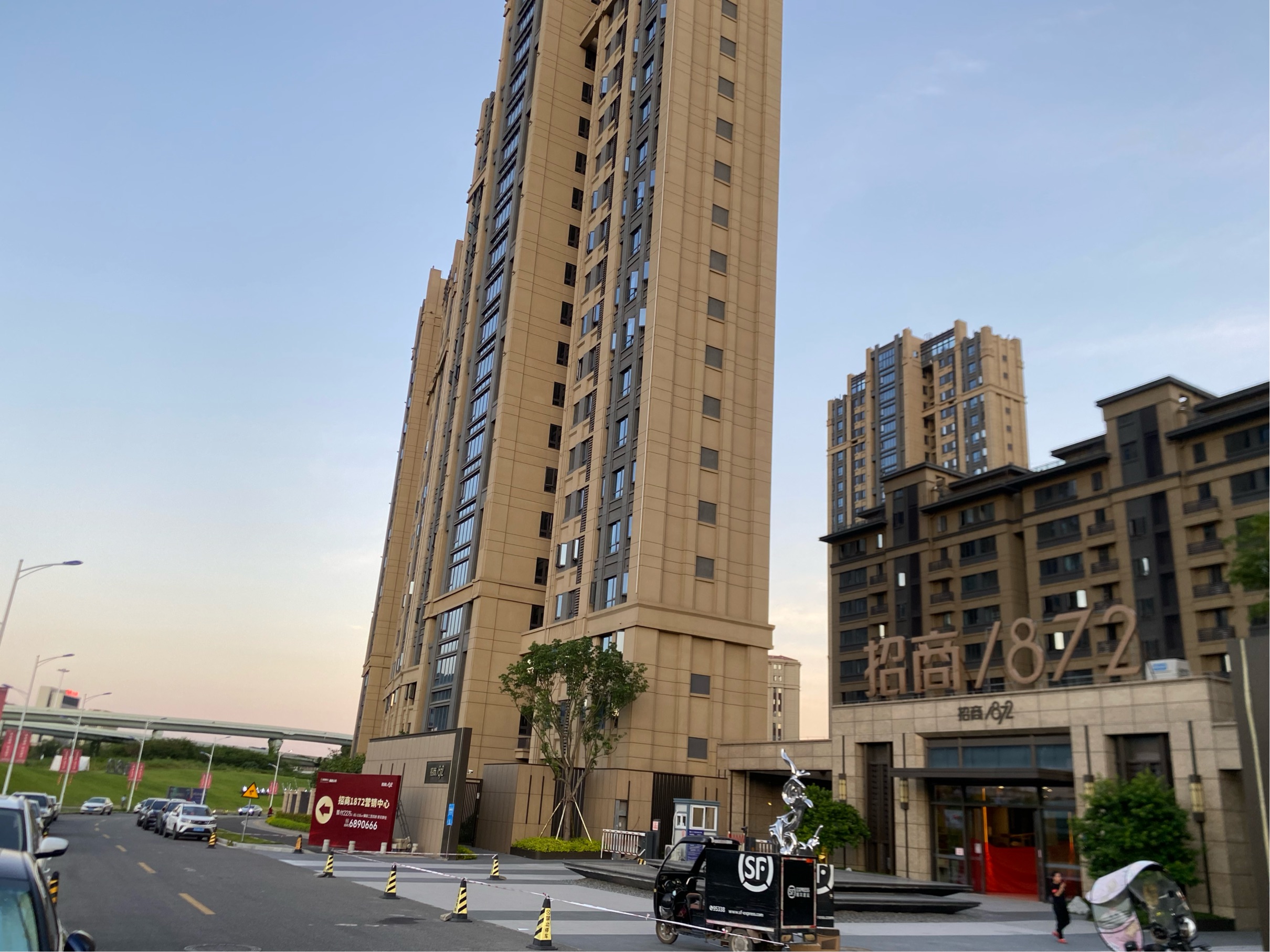 XiamenHaicang白领社区公寓Long & Short TermLong Term