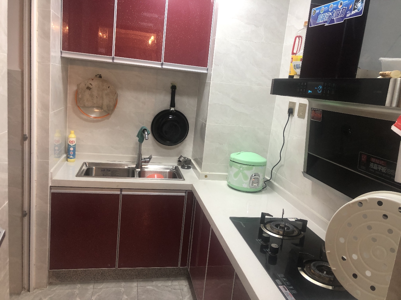 Chengdu-Wenjiang-Cozy Home,Clean&Comfy,No Gender Limit,Hustle & Bustle,“Friends”,Chilled