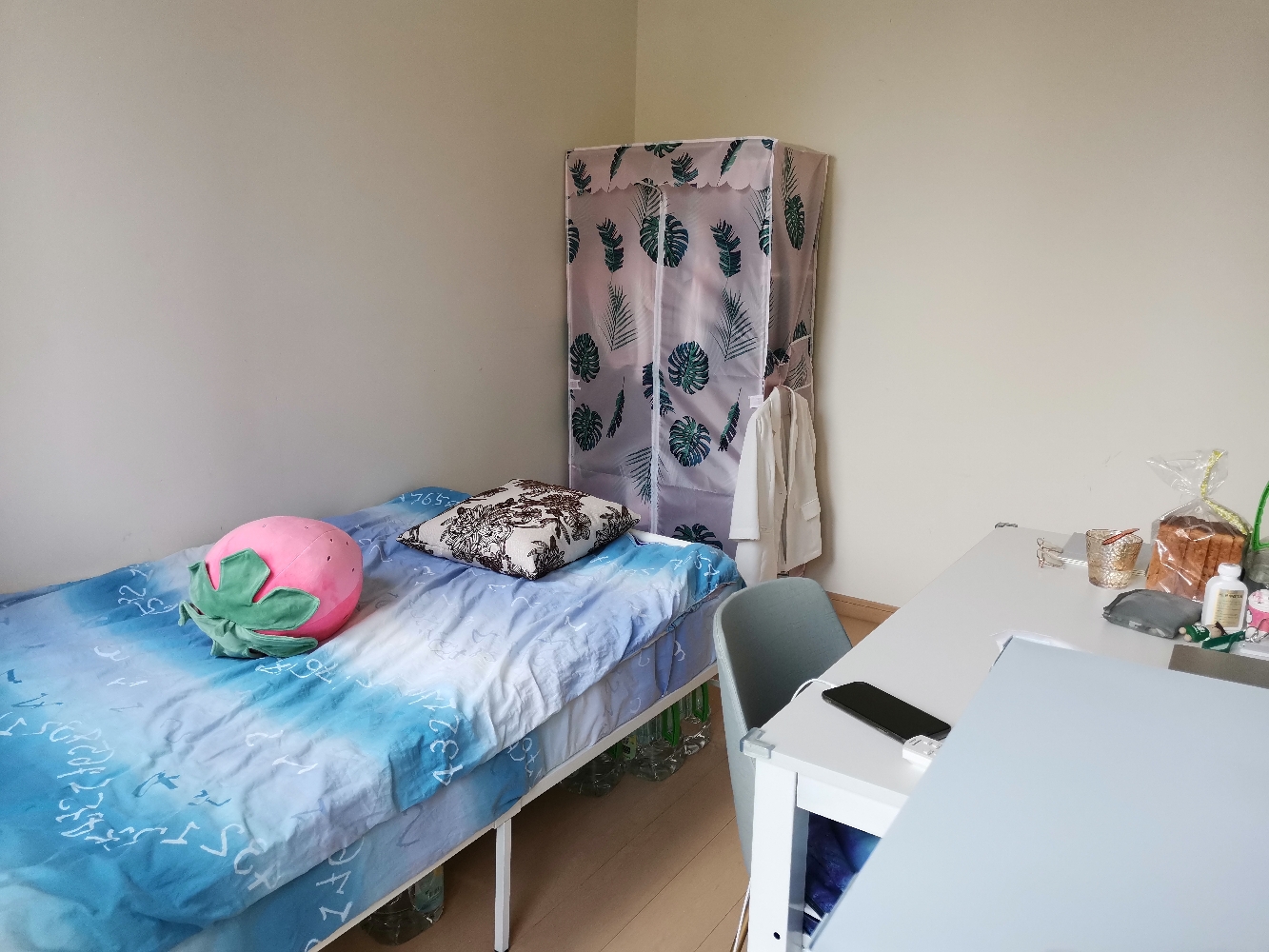 Hong KongKowloonLong TermLong & Short TermSubletReplacementShared